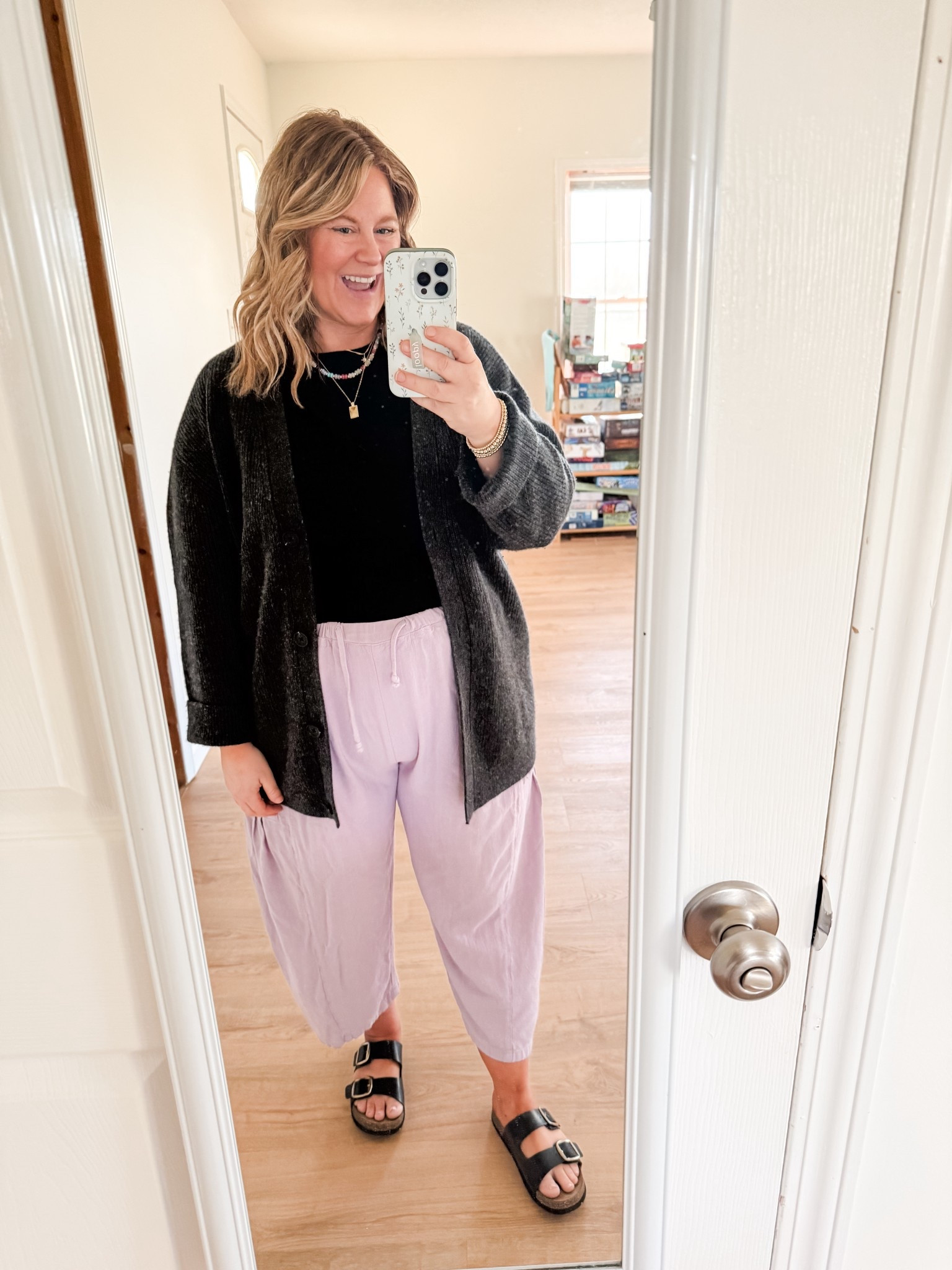 Teacher outfit / wearing an XL in my tee & a large in my pants 

#LTKBump #LTKMidsize #LTKWorkwear