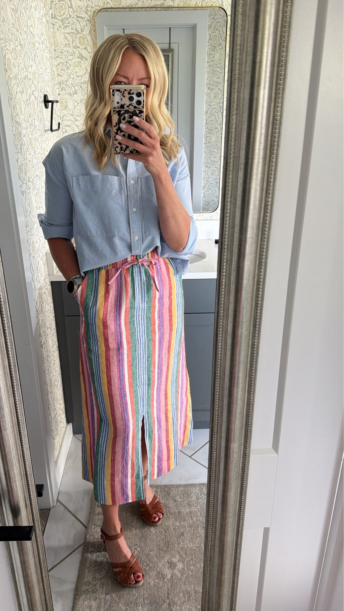 A pop of colors for summer! 

Boden skirt - wearing 6T

Everlane top and old Sezane clogs.