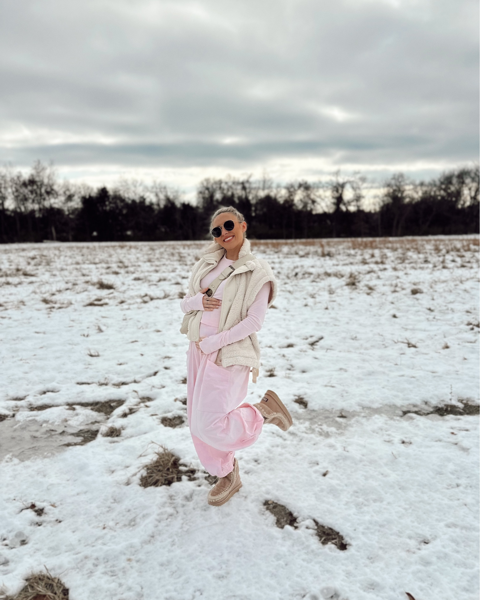 Took baby out to see where their future new home will be 🏡✨❄️ count down is on till we build! 🔨🌲🌾🏠

home building, house on land, new build, life on land, homestead

#LTKBump #LTKootd #LTKHome