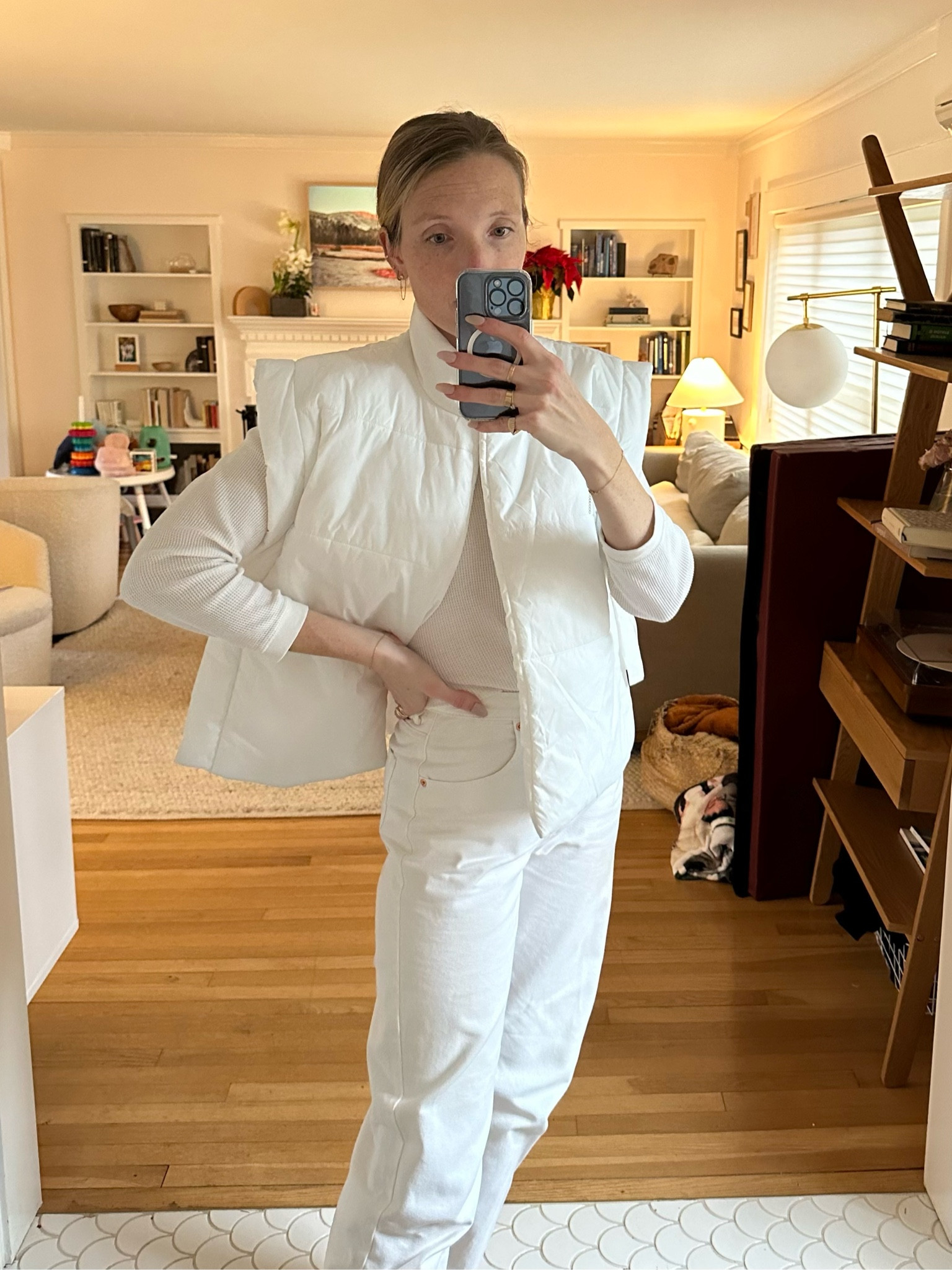 michelin man never looked so cozy ⛄️☁️❄️ this vest is sold out in white but i found three other colors and 🔥 

#LTKsalealert #LTKunder100 #LTKFind