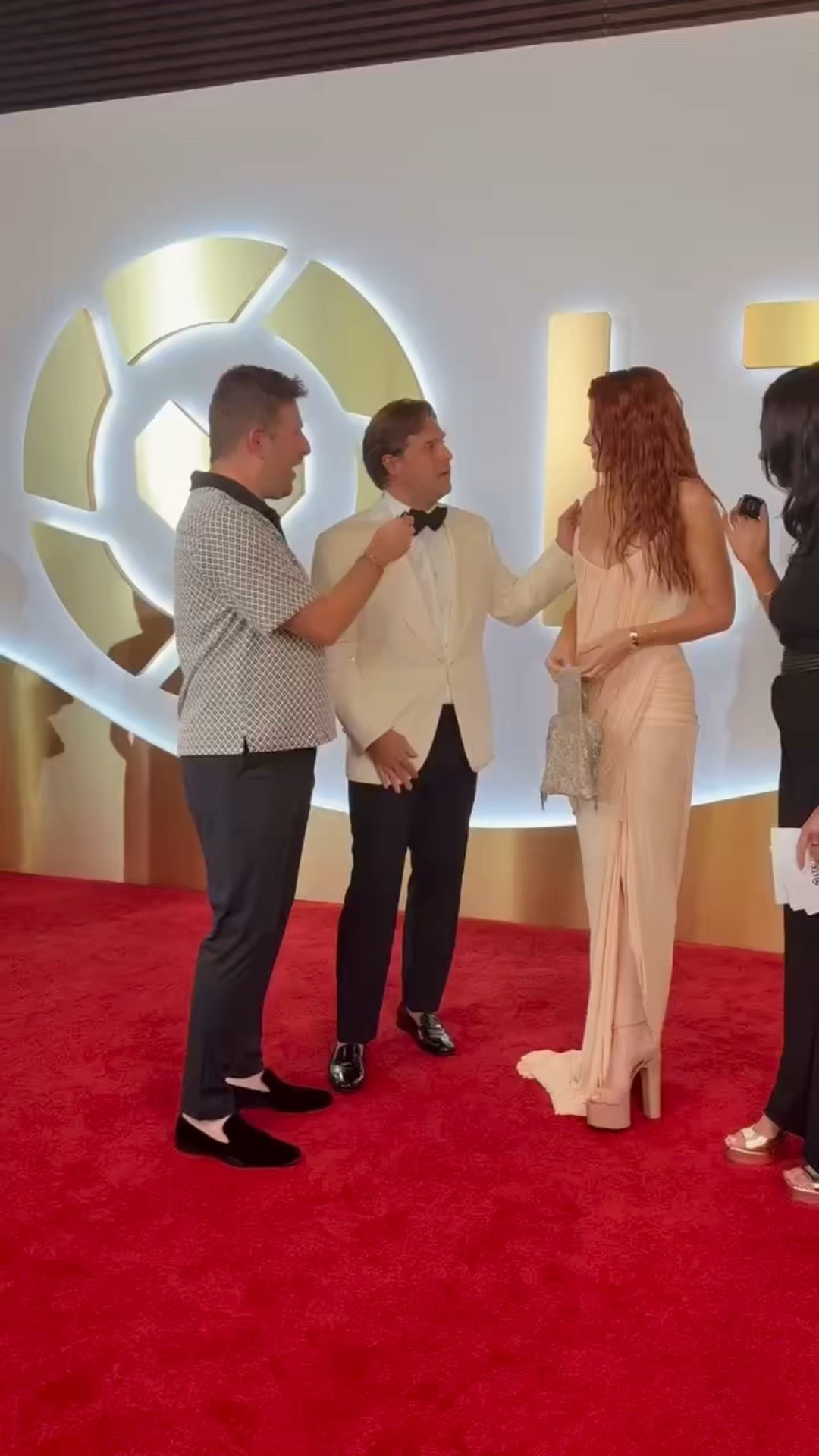 Our Fabulous Red Carpet host! @hayderz + @brookemiccio

#LTKTall #LTKCon