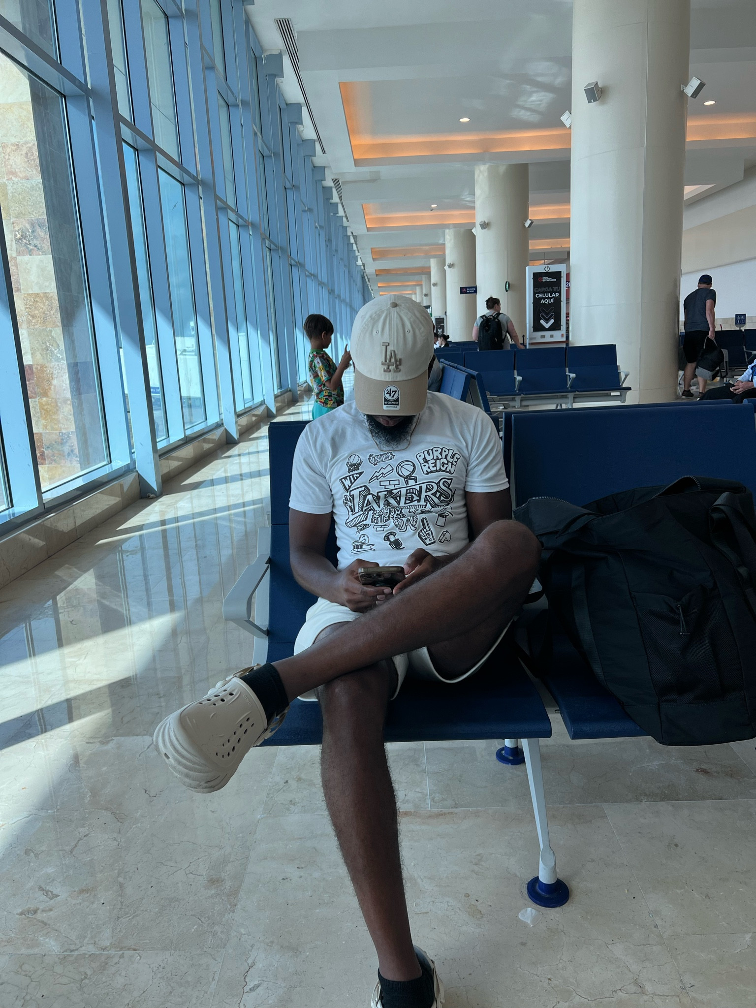 Airport outfit 

Casual, cozy, travel,crocs, men’s fashion

#LTKstyletip #LTKtravel #LTKmens