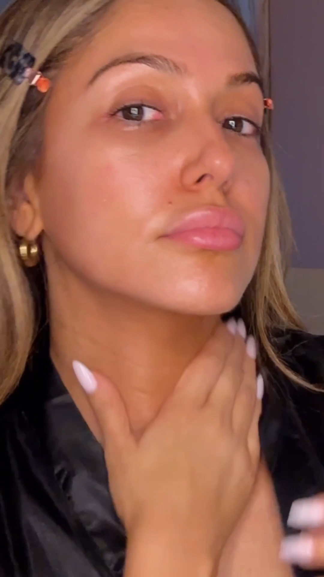 Important skin prep I do before glam to have my makeup stay on nicely and all day! Read below 👇🏽 

I constantly get asked “how does your makeup look natural but translate so well on camera” “how does your makeup not look cakey but you have so many steps” “how does your makeup last so long” while there’s a few things I do in the entire process of it, it starts with this one…
DO YOUR SKINCARE BEFORE MAKEUP.

• add hydrating products to your skin prior to application

• do not rush the application of your skincare. Allow time for each to be absorbed into the skin (a few minutes in between each one. I like doing things around the house in between applying some)

• let it all absorb on your face for a bit BEFORE applying makeup. (I always start with the eyes on makeup application to continue to allow the skincare to continue to settle before layering makeup on it)

• & most importantly, a little goes a long way. The whole serum bottle doesn’t need to be on your face 🤍

This is what works for me and what I do. 

#LTKWatchNow #LTKBeauty #LTKFindsUnder100