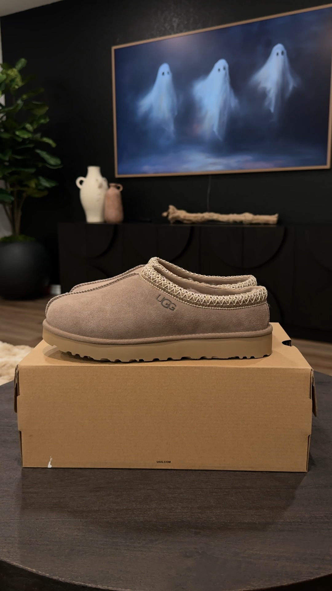 Fall 2024 shoe line up😫🤎🧸 #ugg #uggtasman #tasmans #fallshoes2024 #fallshoes #uggs

#LTKFallSale #LTKSeasonal #LTKBacktoSchool