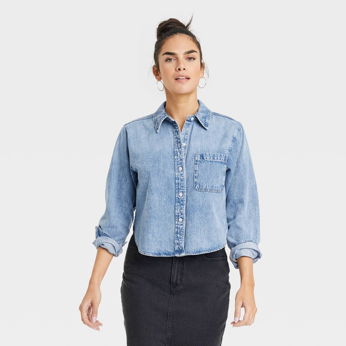 Women's Long Sleeve Collared Cropped Button-Down Shirt - Universal Thread™ Indigo | Target