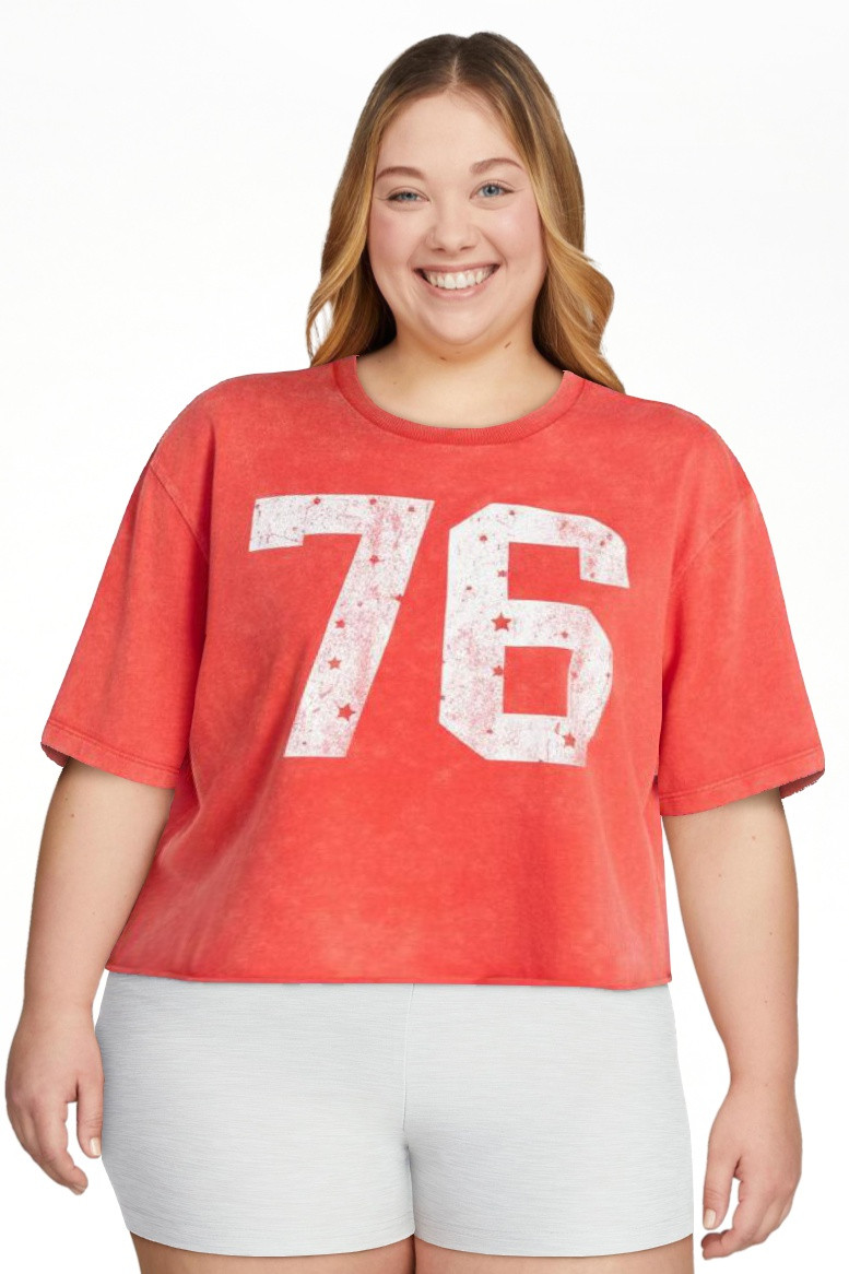 No Boundaries Boxy Cropped Graphic Tee, Women's XXS-XXL | Walmart (US)