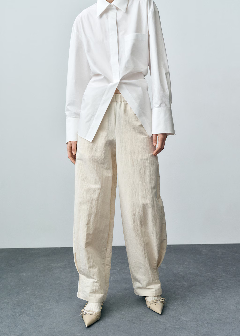 Pleated jogger pants - Women | MANGO USA | Mango (US/MX/AU)