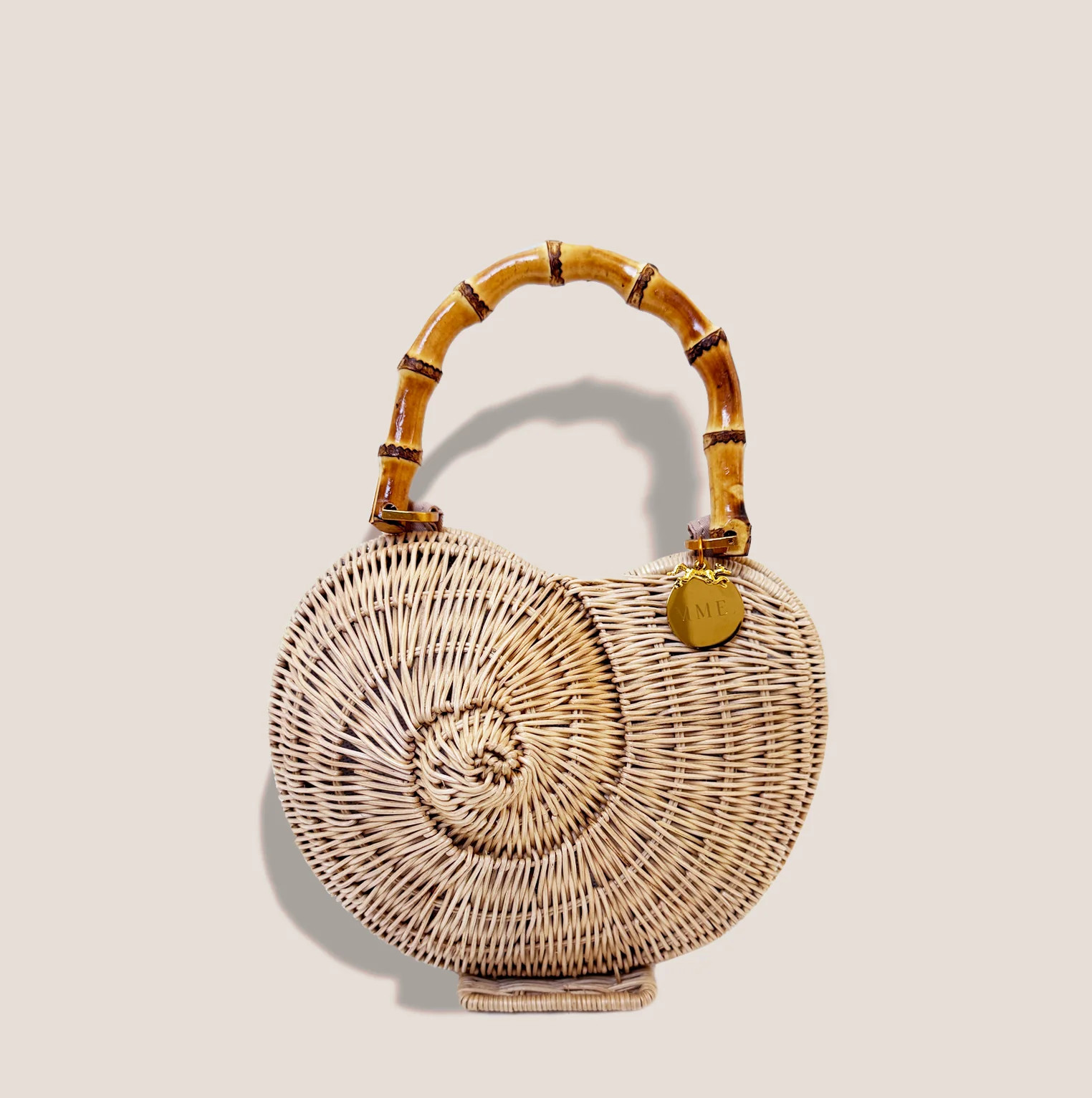 MME.CONCH SHELL Clutch | MME.MINK