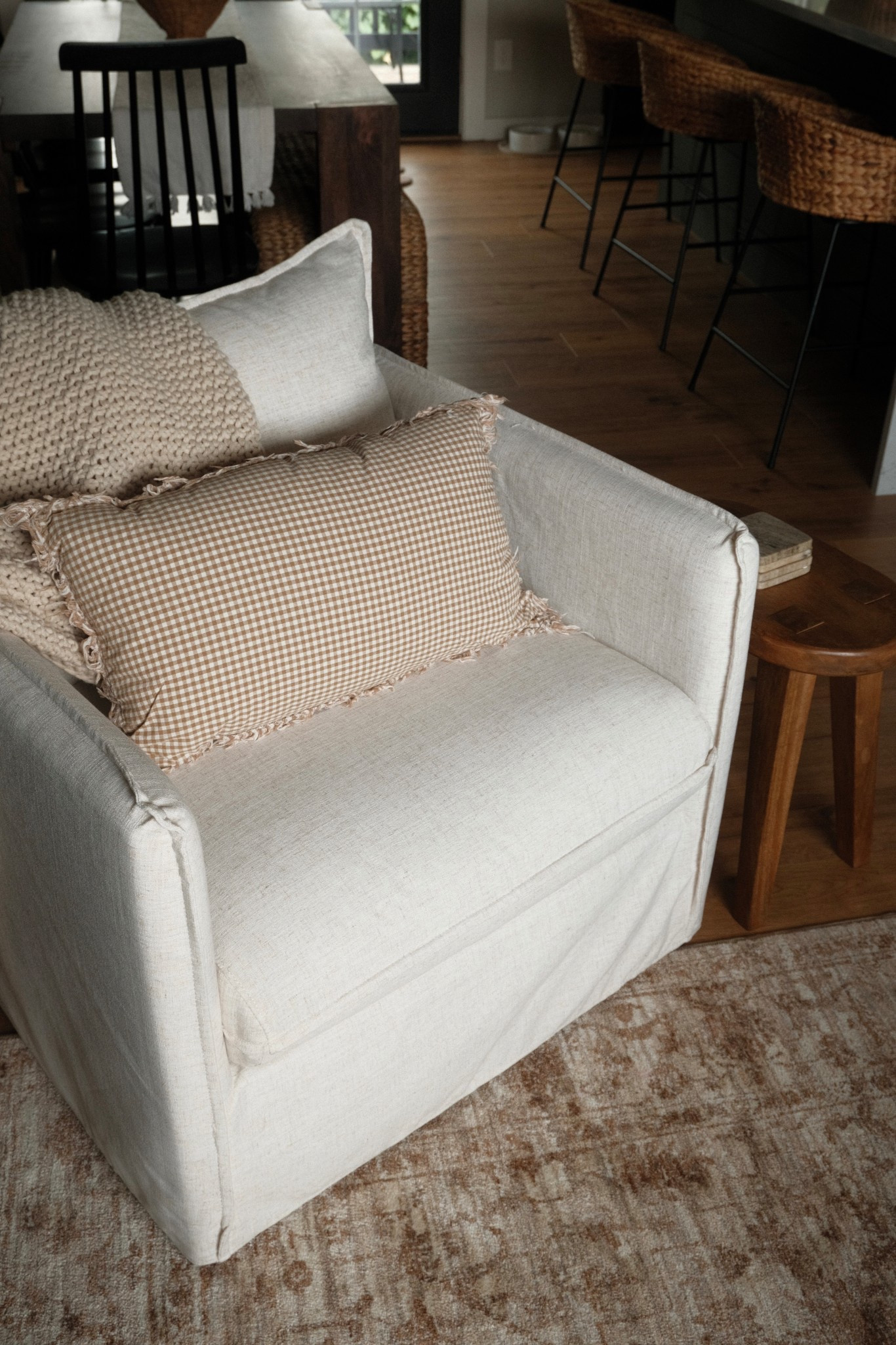 Linen chair of my dreams ☁️


#LTKHome