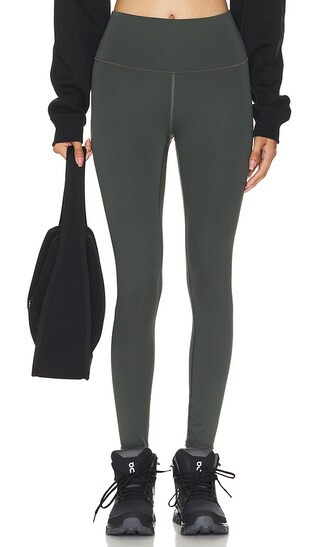 alo 7/8 High-waist Airlift Legging in Grey. Size S, XS. | Revolve Clothing (Global)