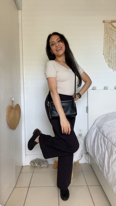 Get dressed with me to run errands & go shopping 🤍 items in my amzn strfrnt!! #grwm #minimalist #outfits #getdressedwithme #outfitoftheday #ootd #casual #basic #fashion #style #outfitideas #work

casual outfits women, outfit ideas, summer outfits 2024, summer outfit, mom outfits, amazon fashion finds, minimalist wardrobe

#LTKShoeCrush #LTKVideo #LTKItBag