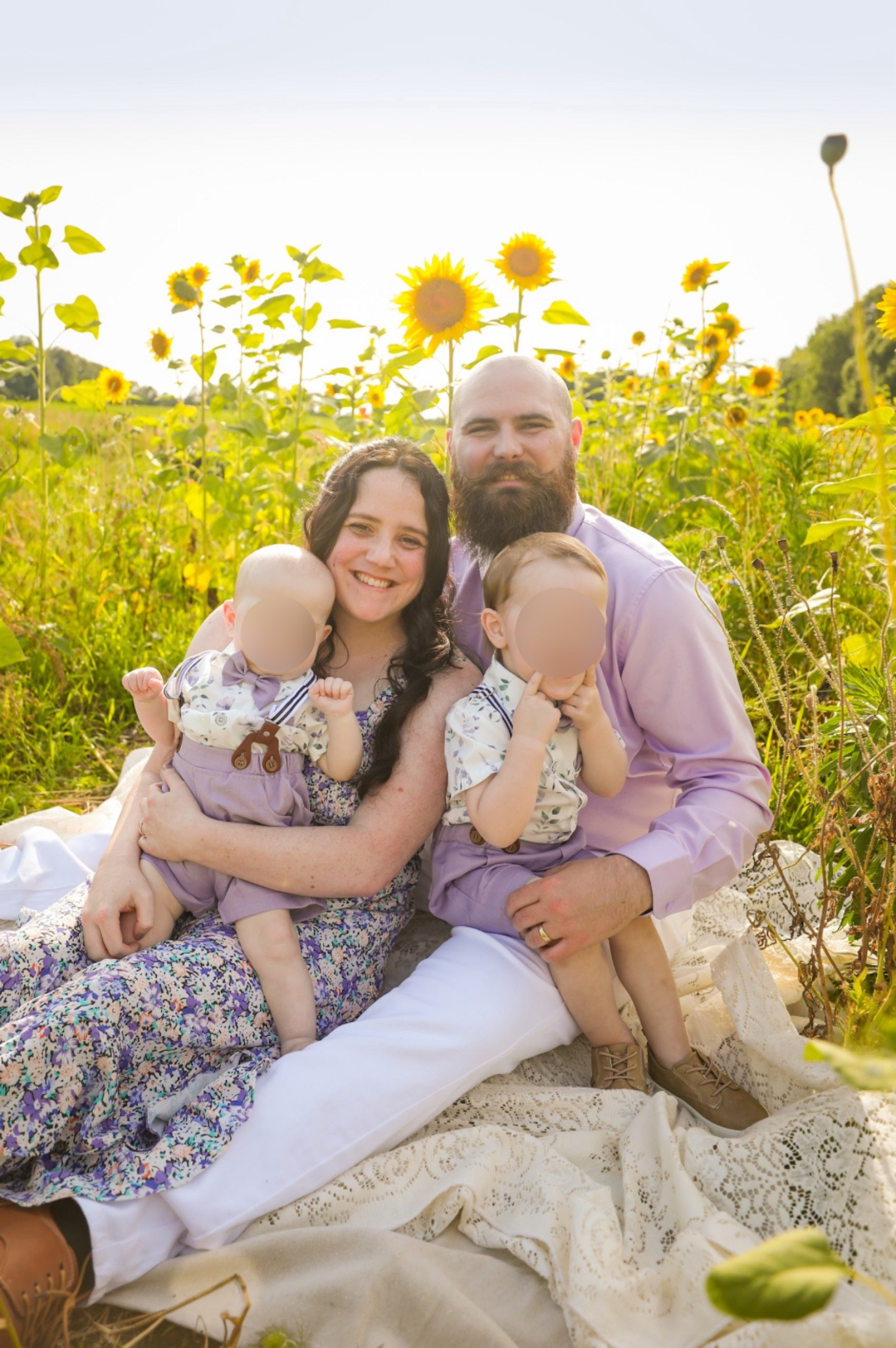 Family photoshoot | spring family photoshoot | spring photoshoot | floral outfits | floral photoshoot | floral dress | toddler | family | husband and wife | mom and dad 

#LTKFamily #LTKFindsUnder50 #LTKKids