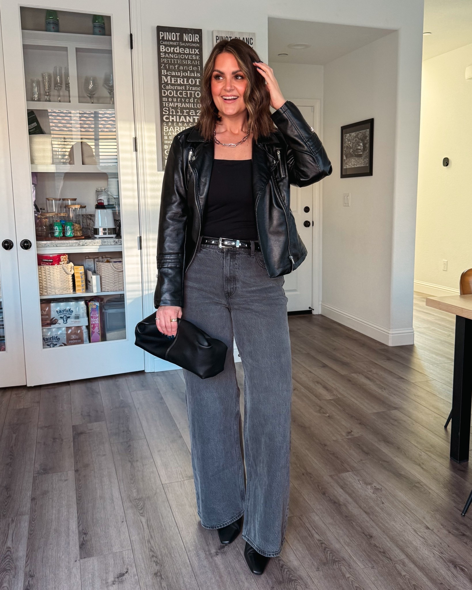 Date night outfit

Jeans, 31 Long
Tank, large
Jacket, XL
Boots, 10 (true size)

Size 12, midsize, concert outfit, winter outfit, date night look, curvy denim, curvy jeans, fall style 

#LTKFindsUnder100 #LTKOver40 #LTKMidsize