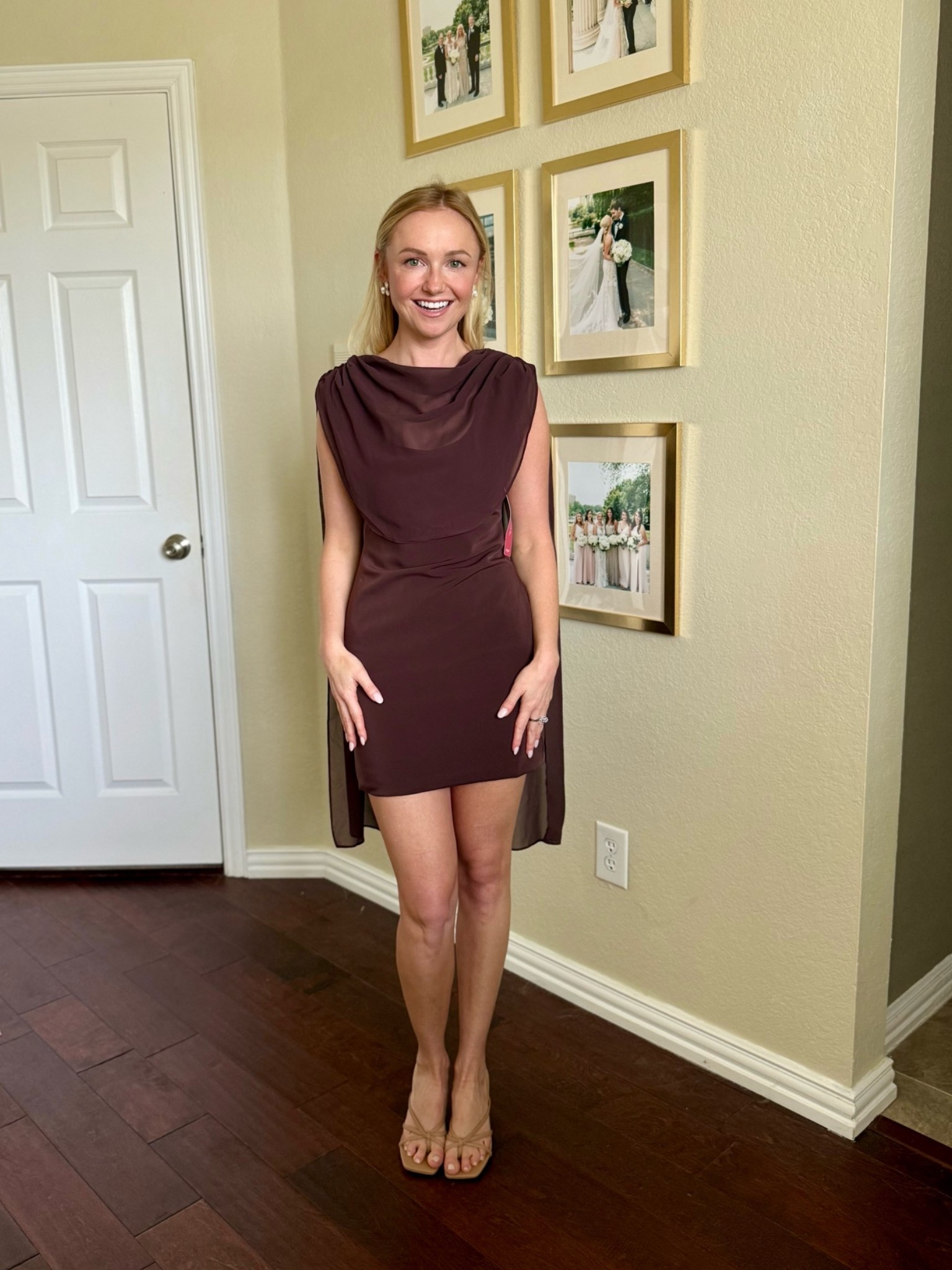 Fall wedding guest dress! Wearing an XS