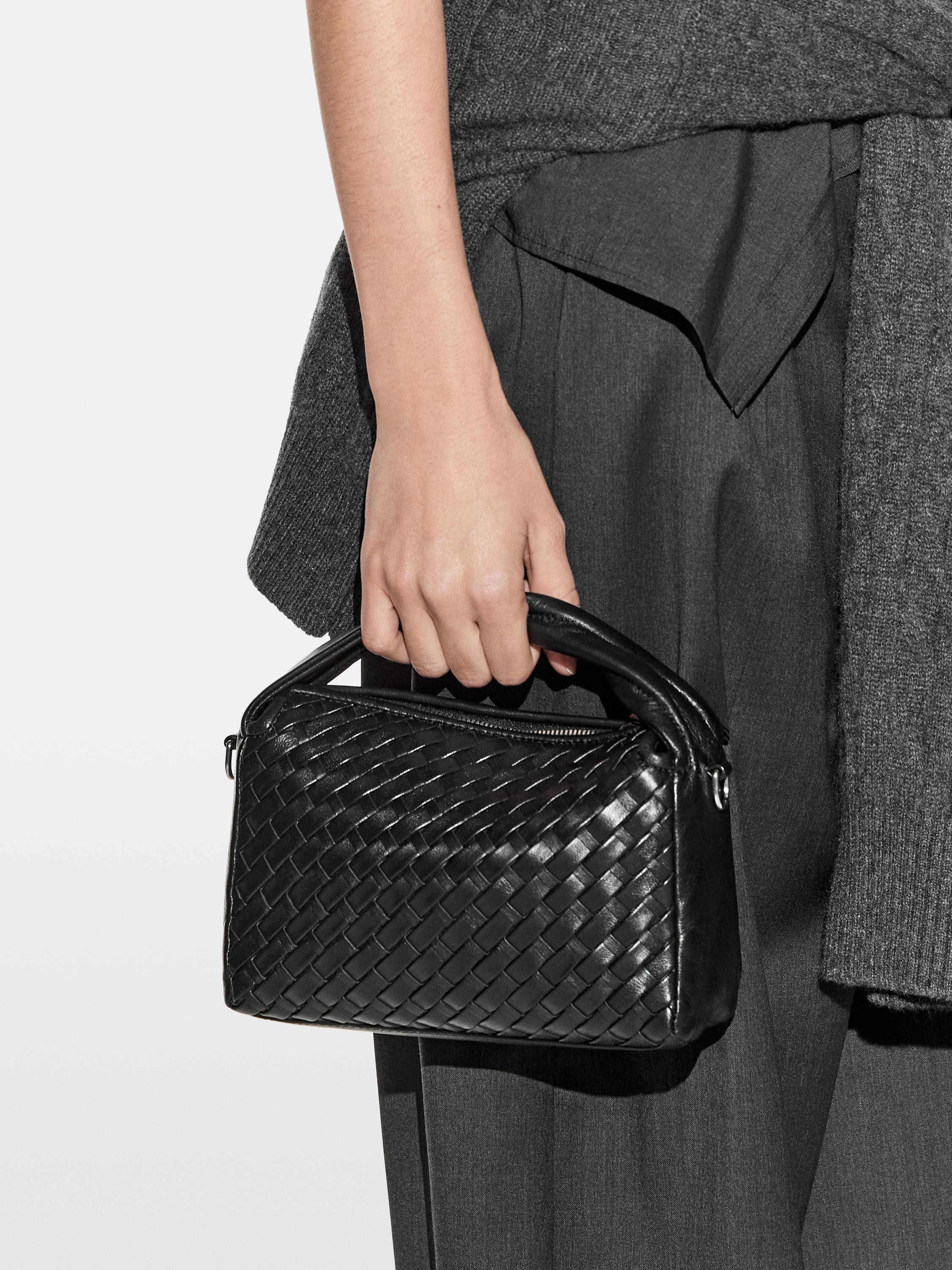 Geflochtene Minitasche aus Nappaleder | Massimo Dutti DE