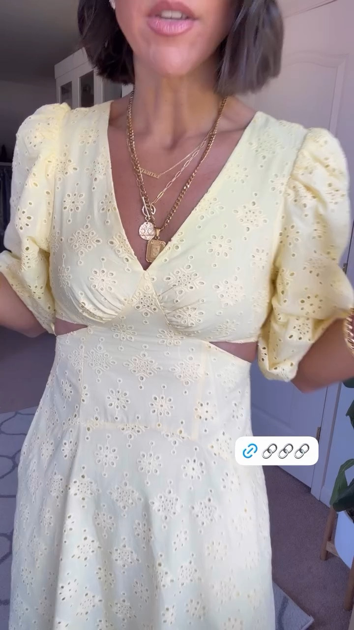Size 0 in dress 

#LTKootd #LTKdayinmylife #LTKmomlife