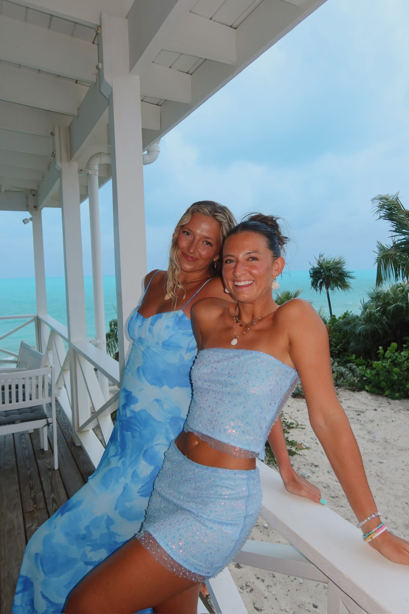 feeling blue 💙 Greta’s dress is Selfie Leslie but linking similar! 

#LTKTravel #LTKStyleTip