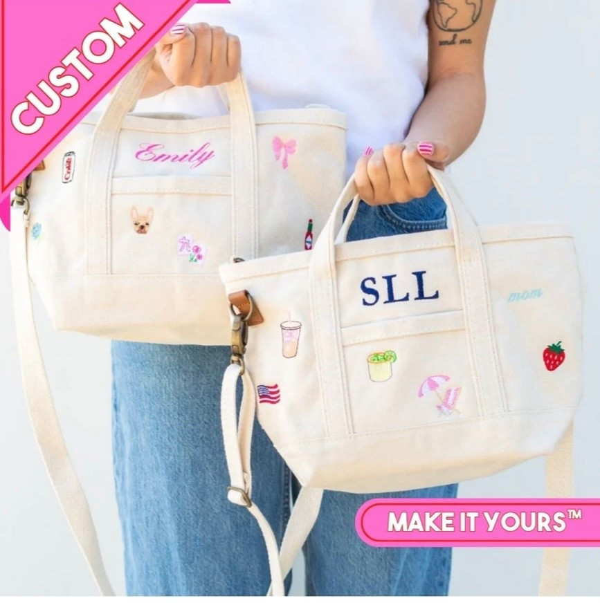 The cutest custom patch bags from United Monograms! #custom #patchbag #summer