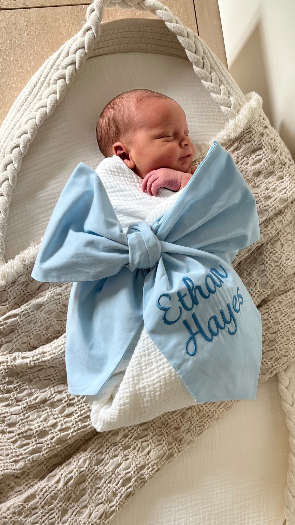 Baby boy’s birth announcement picture 🩵 linking the rope changing basket & baby swaddles! The swaddle bow was handmade by my momma ✨

Welcome picture, newborn picture, newborn outfit

#LTKBump #LTKBaby #LTKmomlife