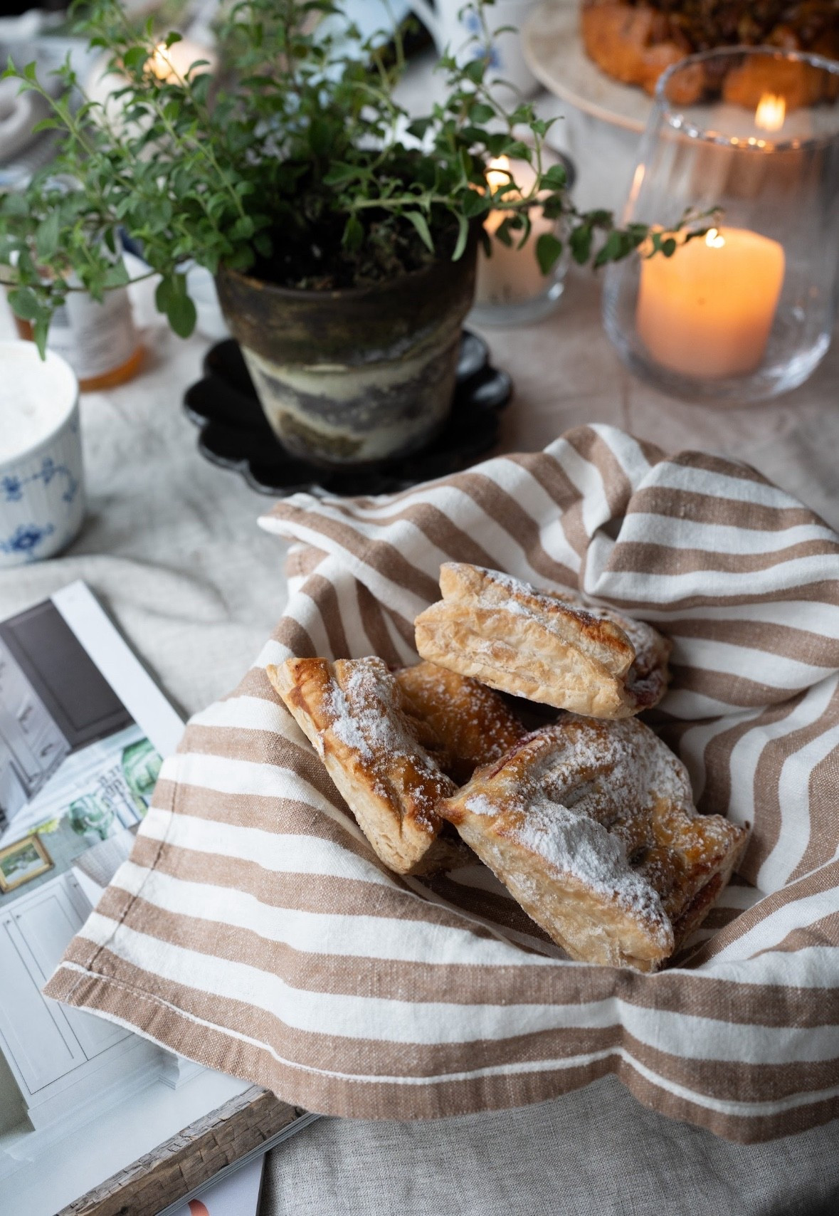 My little obsession: these ceramic bread baskets. They remind me of my childhood and, in my opinion, should always be overflowing with warm bread, berry packed muffins, or pastries with a fresh dusting of powdered sugar! Don’t forget the linen napkin to keep them fresh and add a pretty little touch! XxV 



#LTKSeasonal #LTKSpringSale #LTKmomlife