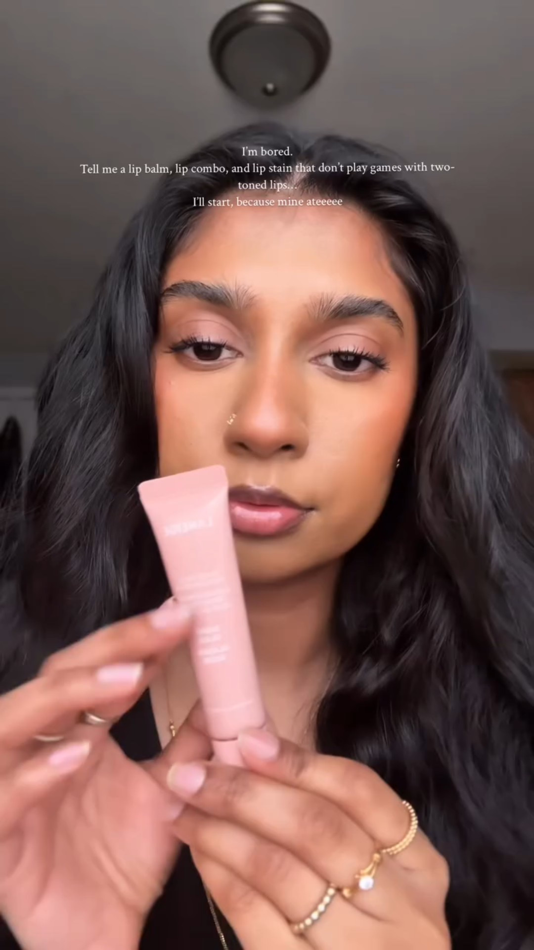 real talk, it’s hard to find the PERFECT one 😭 

#makeupreviews #lipcombo #lipbalm #lipgloss #makeup #laneige