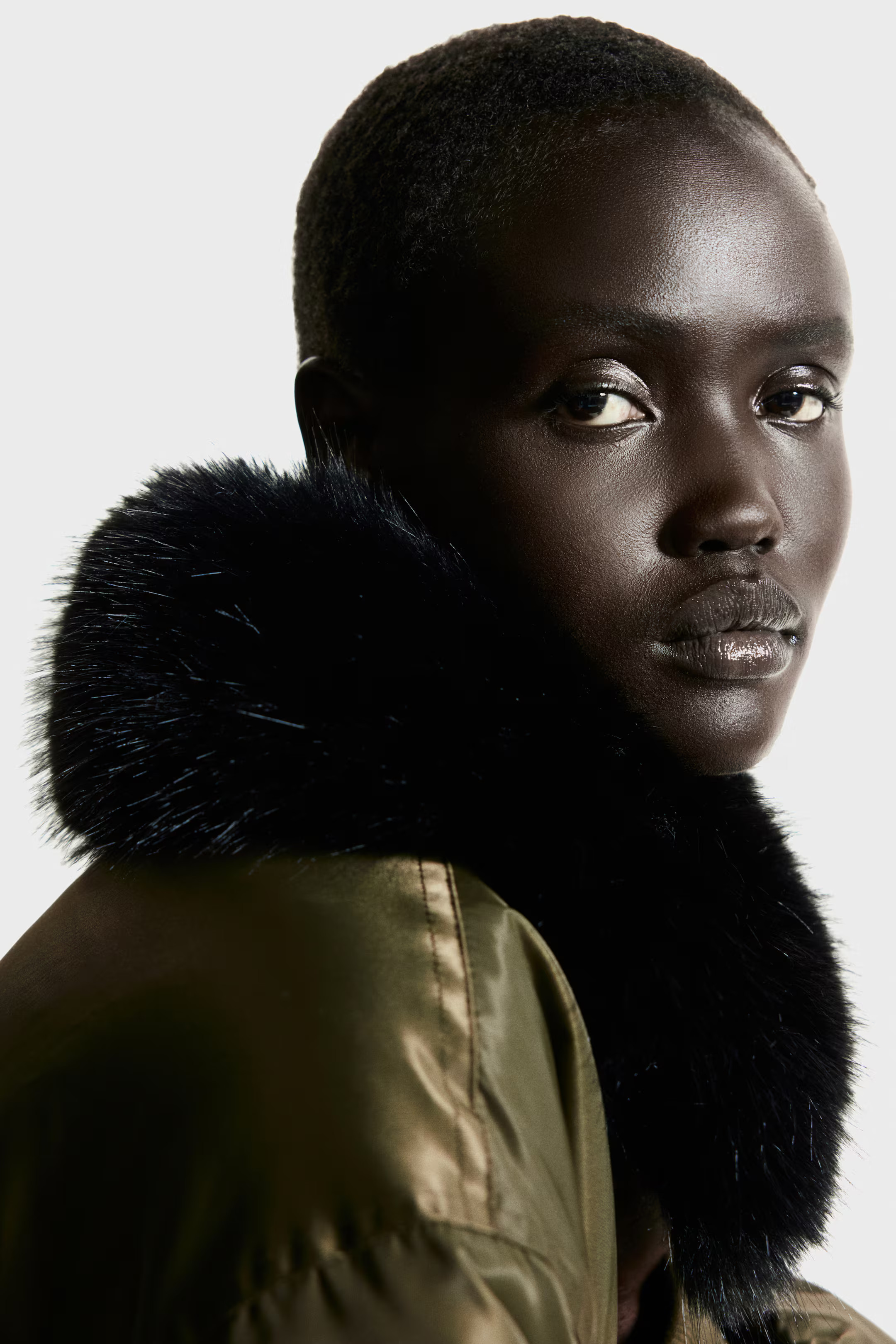 Oversized padded bomber jacket - Dark khaki green - Ladies | H&M GB | H&M (UK, MY, IN, SG, PH, TW, HK)