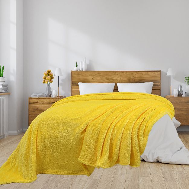 1 Pc Microfiber Fleece Shaggy Lightweight Bed Blankets - PiccoCasa | Target