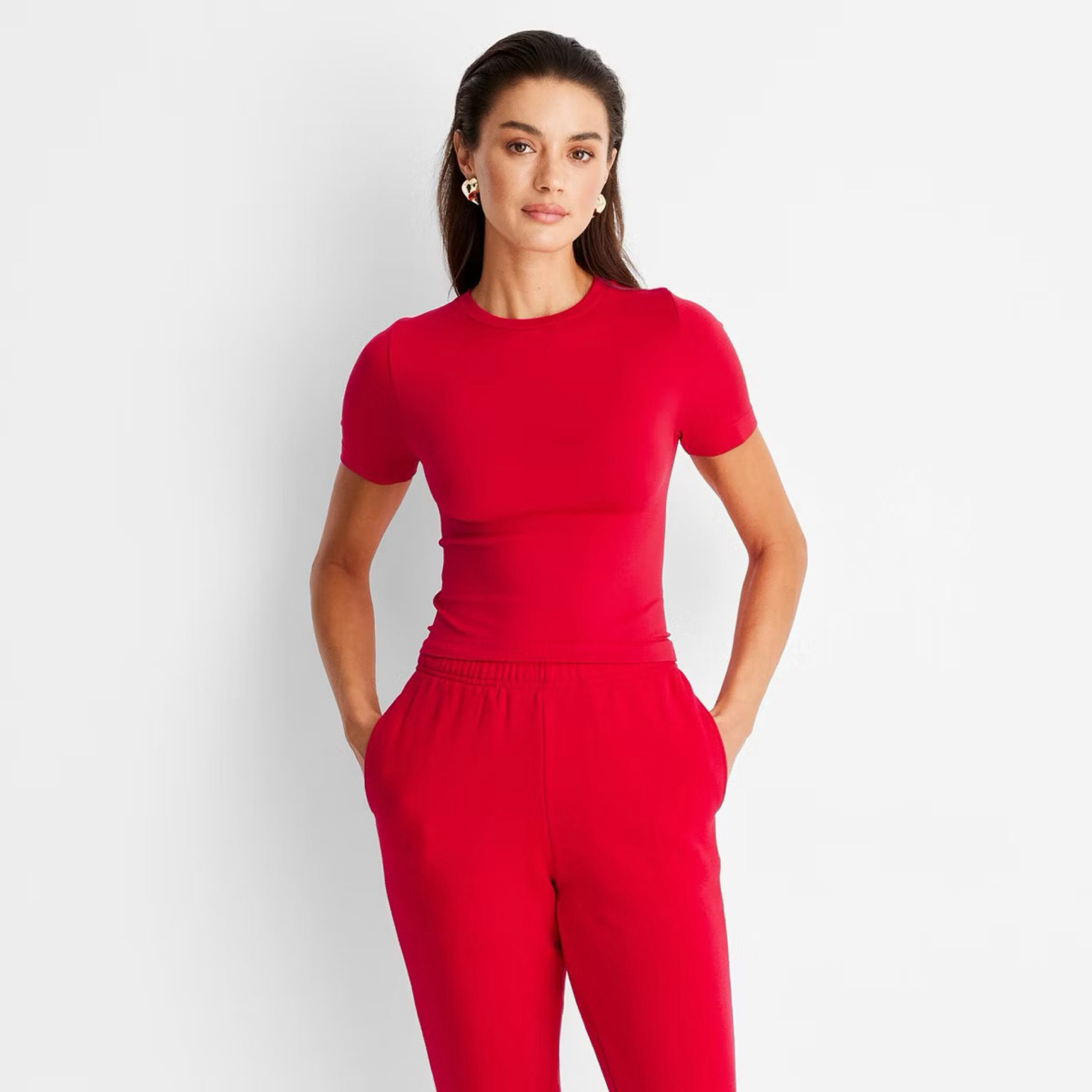 Super flattering stretchy tee, comes in a bunch of bold colors!

#LTKStyleTip #LTKFindsUnder50 #LTKSeasonal