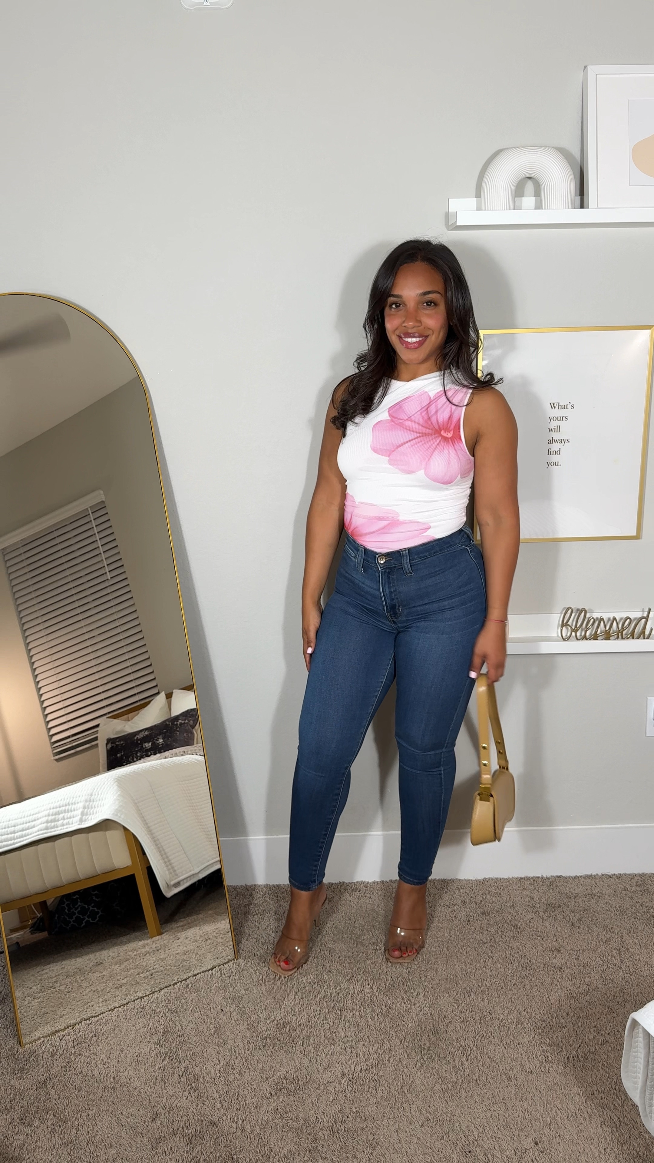 Perfect outfit for brunch, date night, or girls night out! 🌸


#LTKSeasonal #LTKFindsUnder50 #LTKU