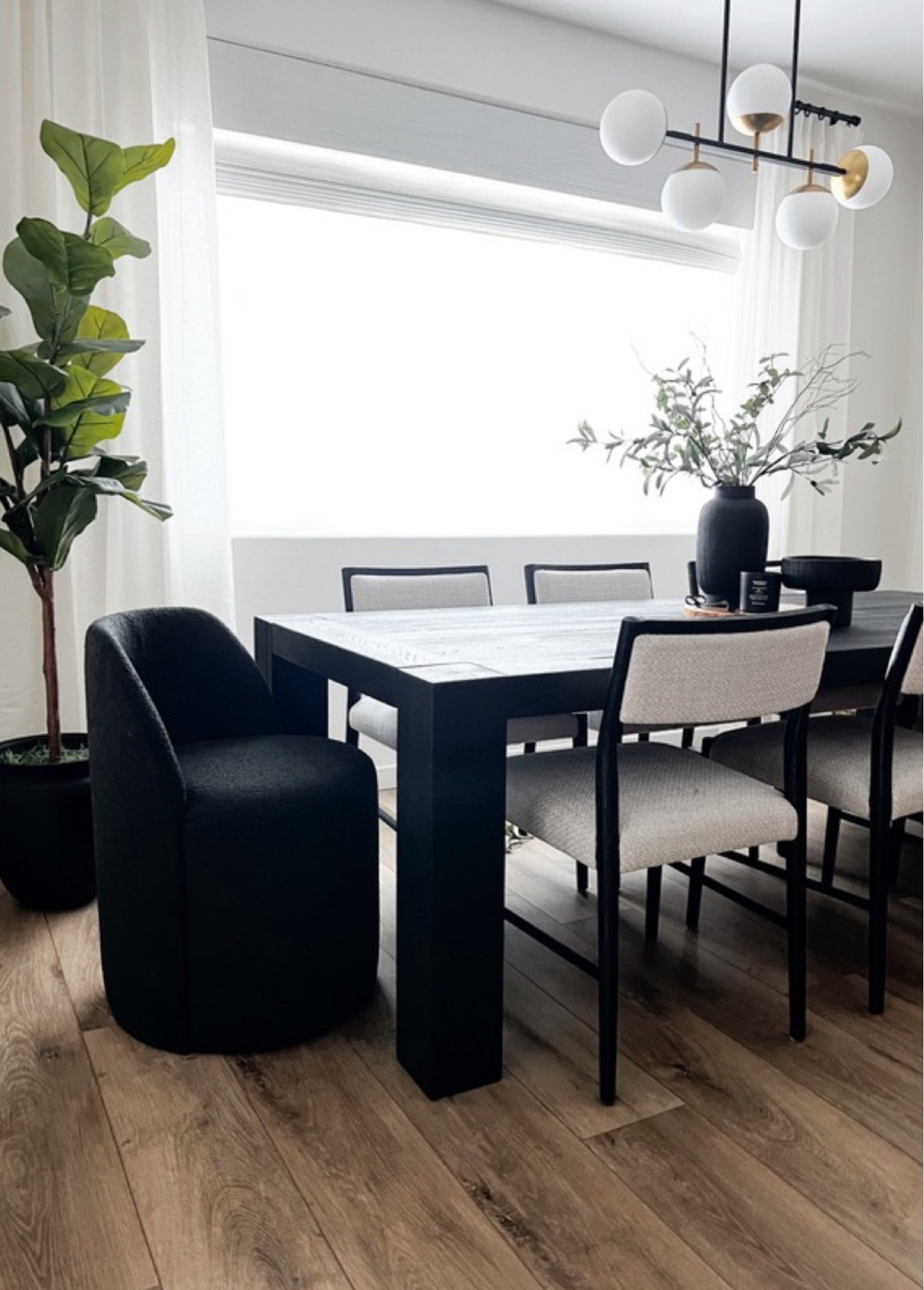 Top sellers, Dining chair, arched mirror, black dishes, Amazon finds. Dining decor, kitchen decor 

#LTKHome