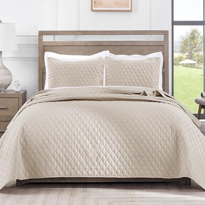 Exclusivo Mezcla Reversible Full Queen Quilt Bedding Set with Pillow Shams, Lightweight Quilts Qu... | Amazon (US)