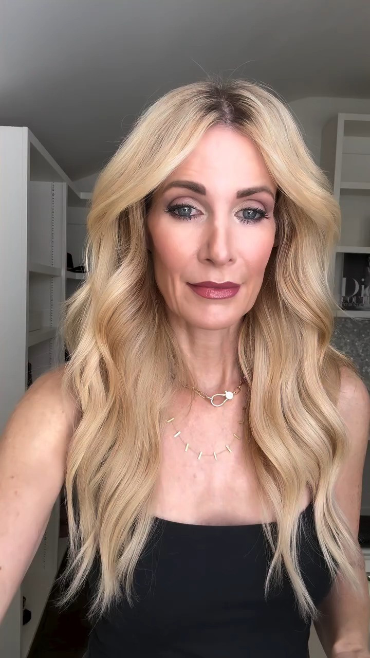 Two simple styling tweaks can completely elevate an outfit. First: add a belt. This Lejean belt has the prettiest gold buckle and black suede that feels modern, cool, and chic. It instantly defines the waist and pulls the whole look together. Second: add a long coat. Bonus points if it’s trimmed in faux fur. This ivory coat is absolutely stunning — I love wearing it open, but it also looks beautiful tied at the waist. I styled it over an all-black ensemble, and it’s perfect for date night or a girls’ night out. I’m wearing an XS in the coat and a size 24 in these must-have Mother jeans. ✨ Sometimes it’s not about buying more — it’s about styling smarter. Follow @soheatherblog for fashion over 50.  

 

#LTKValentine #LTKgrwm #LTKOver40