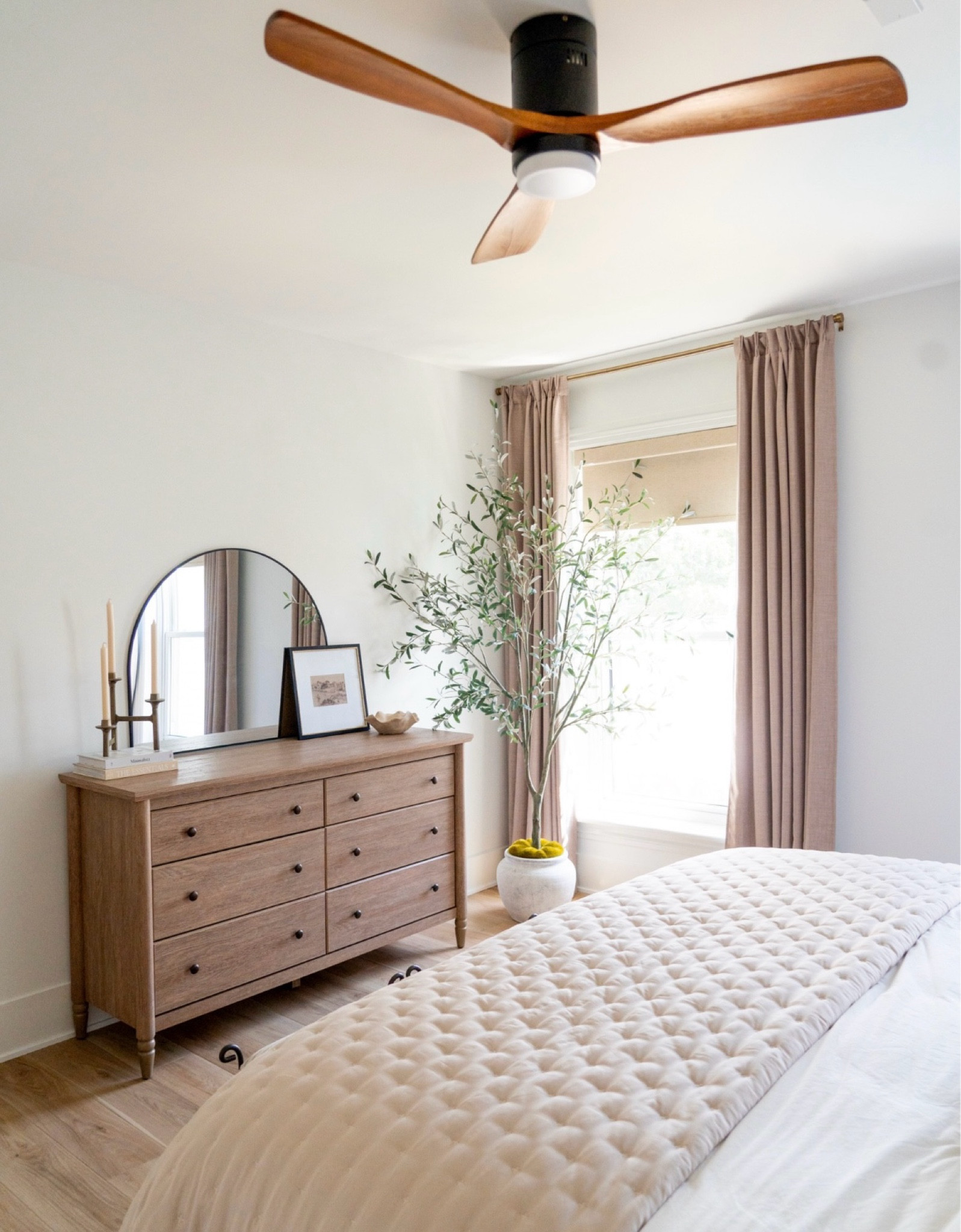 A cozy little bright corner in one of our Airbnb bedrooms - Walmart has incredible affordable dresser options! 

#Airbnbhome