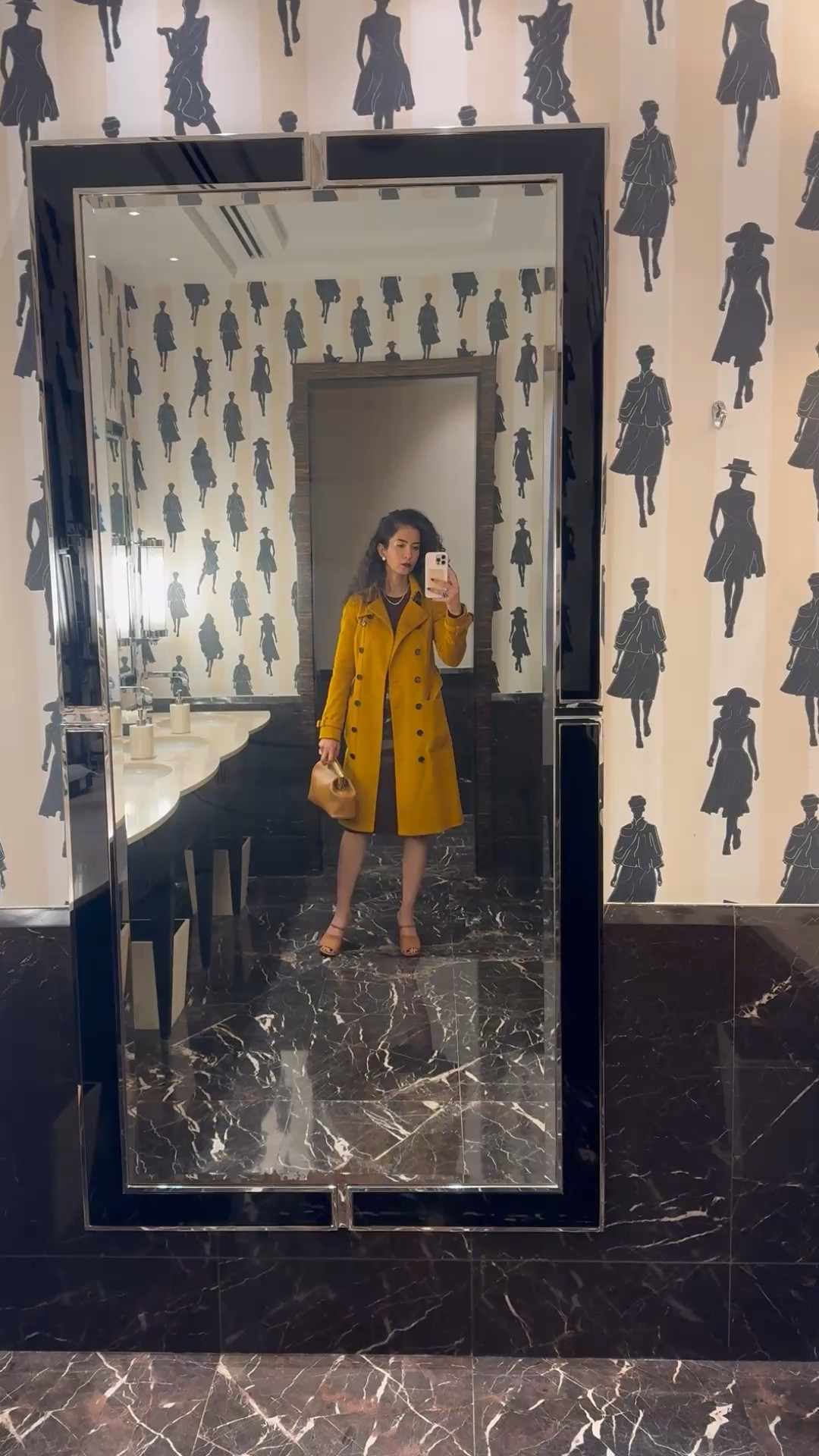 An unexpected neutral color trench coat you will use more often then not. It’s coat season !! #mustardtrench #trenchcoat #burberry #autumnstyle

#LTKootd #LTKgrwm #LTKdayinmylife