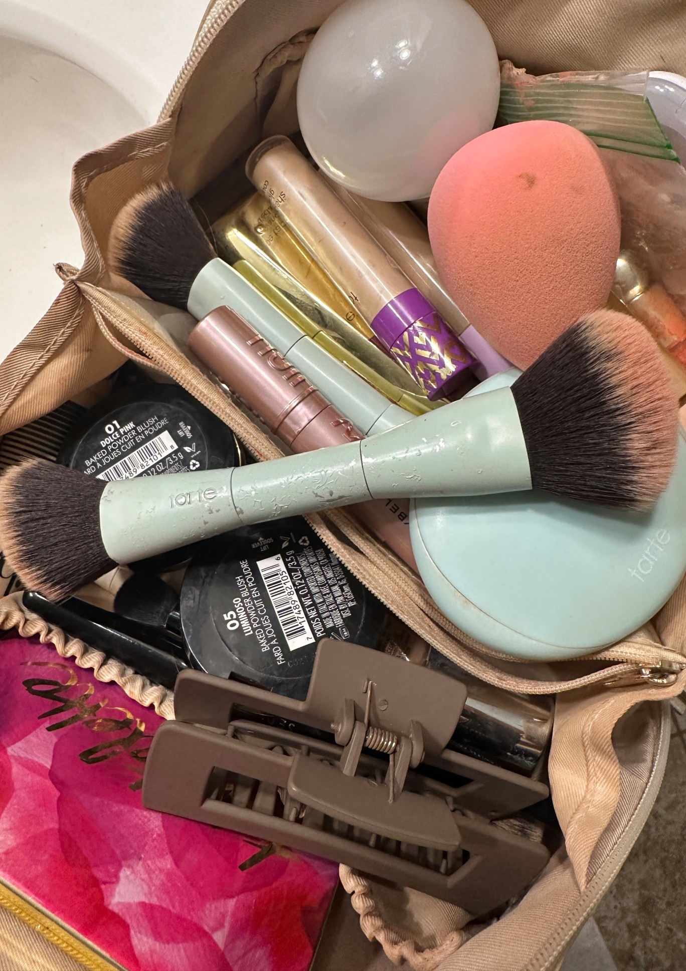 Mom approved makeup routine!

#LTKmomlife #LTKBeauty