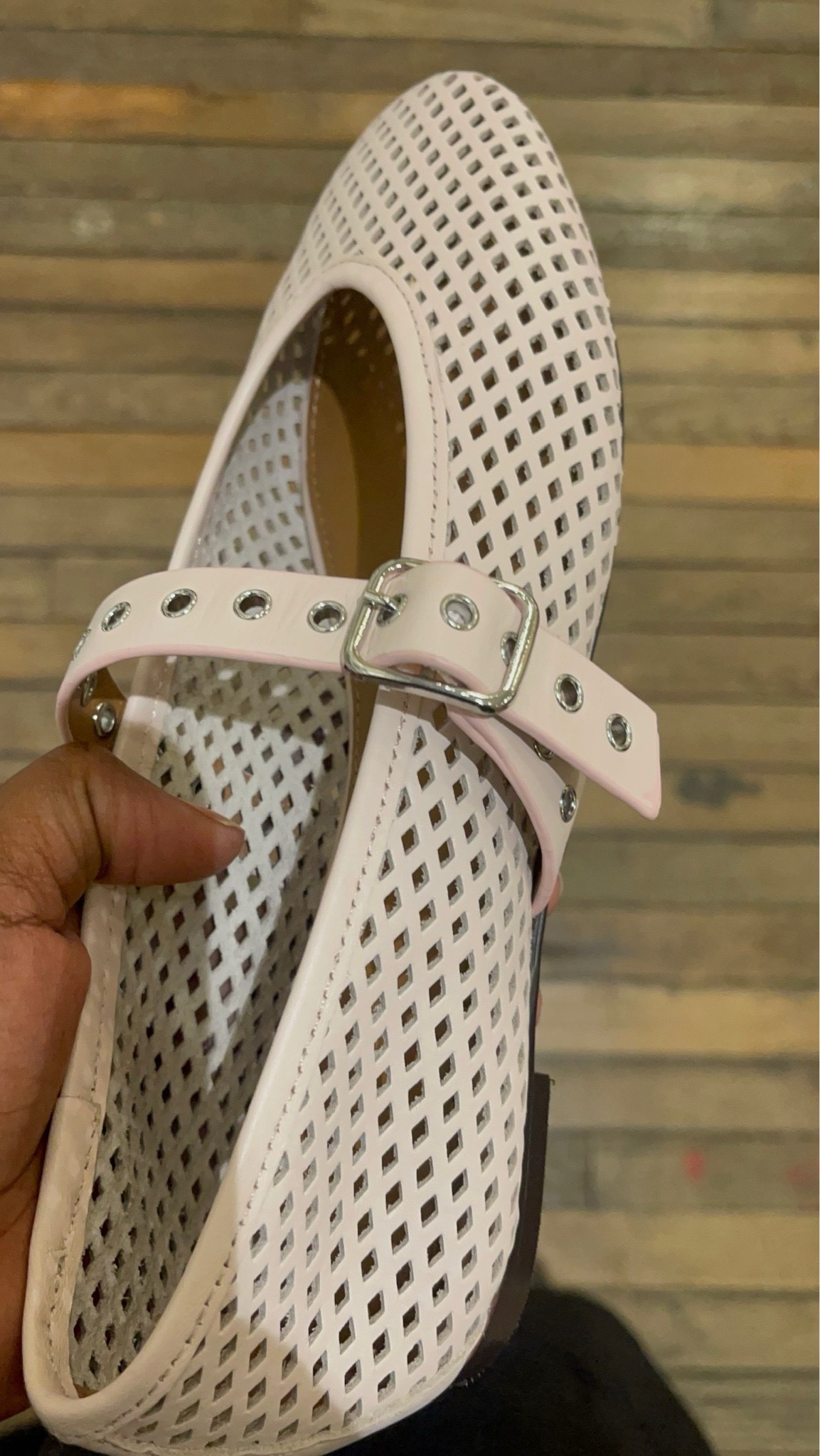 SecretsofYve: another version of the @Madewell flats & they are also comfortable, versatile and are available in multiple colors. 
#Secretsofyve #ltkgiftguide
Always humbled & thankful to have you here.. New posts daily at 3pm & 4:15pm EST. 
CEO: PATESI Global & PATESIfoundation.org
@secretsofyve : where beautiful meets practical, comfy meets style, affordable meets glam with a splash of splurge every now and then. I do LOVE a good sale and combining codes! #ltksalealert #ltku #ltkplussize #ltkmidsize #ltkover40 #ltkpetite #ltktall #ltktravel #ltkootd #ltkstorytime #ltkdayinmylife #ltkmomlife secretsofyve

#LTKSeasonal #LTKWorkwear #LTKWedding