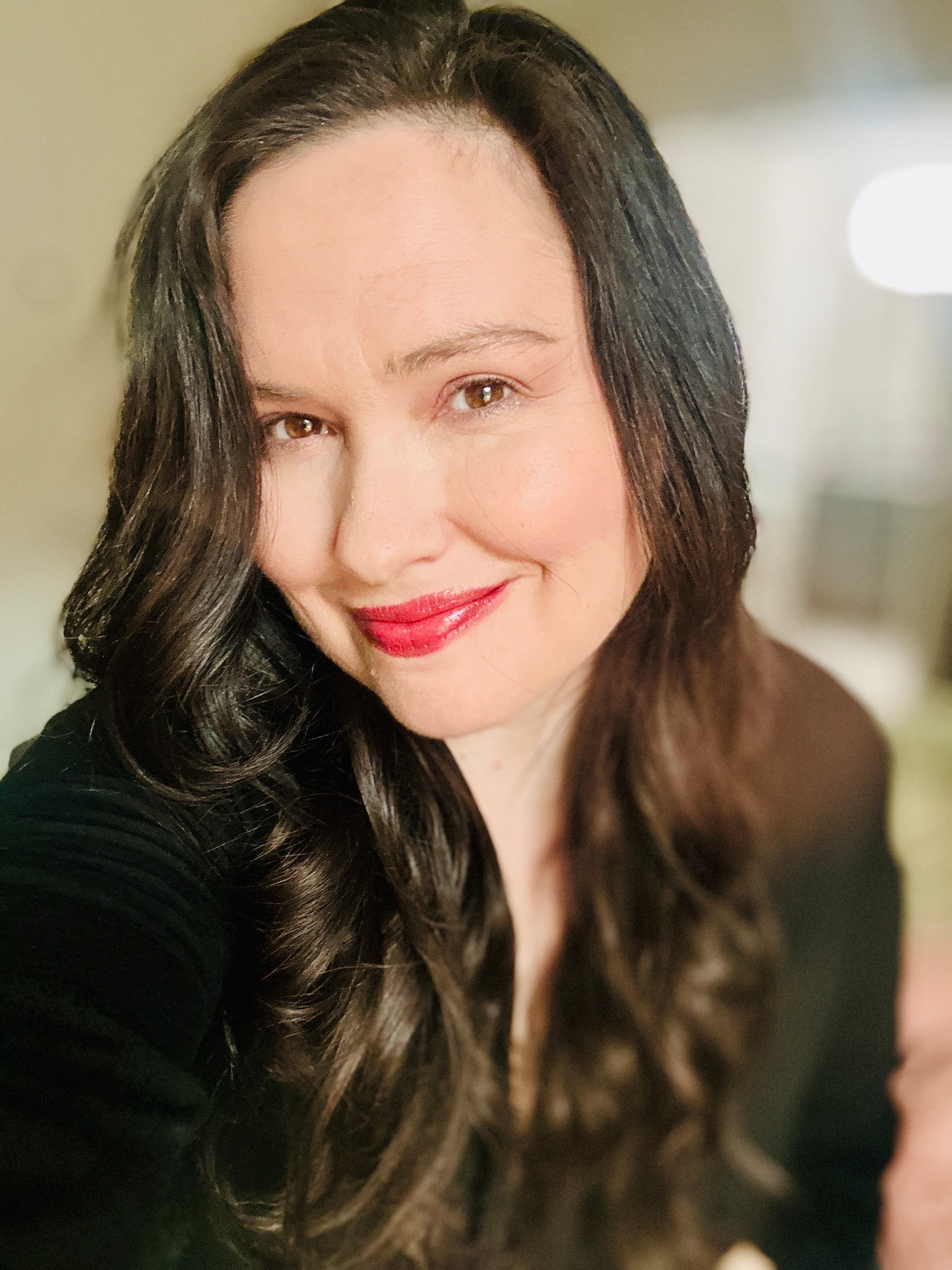 Happy Sunday! I finally got heatless curls to work for me. 💕 these are cozy confidence 

#LTKStyleTip 

#LTKOver40 #LTKBeauty #LTKHoliday