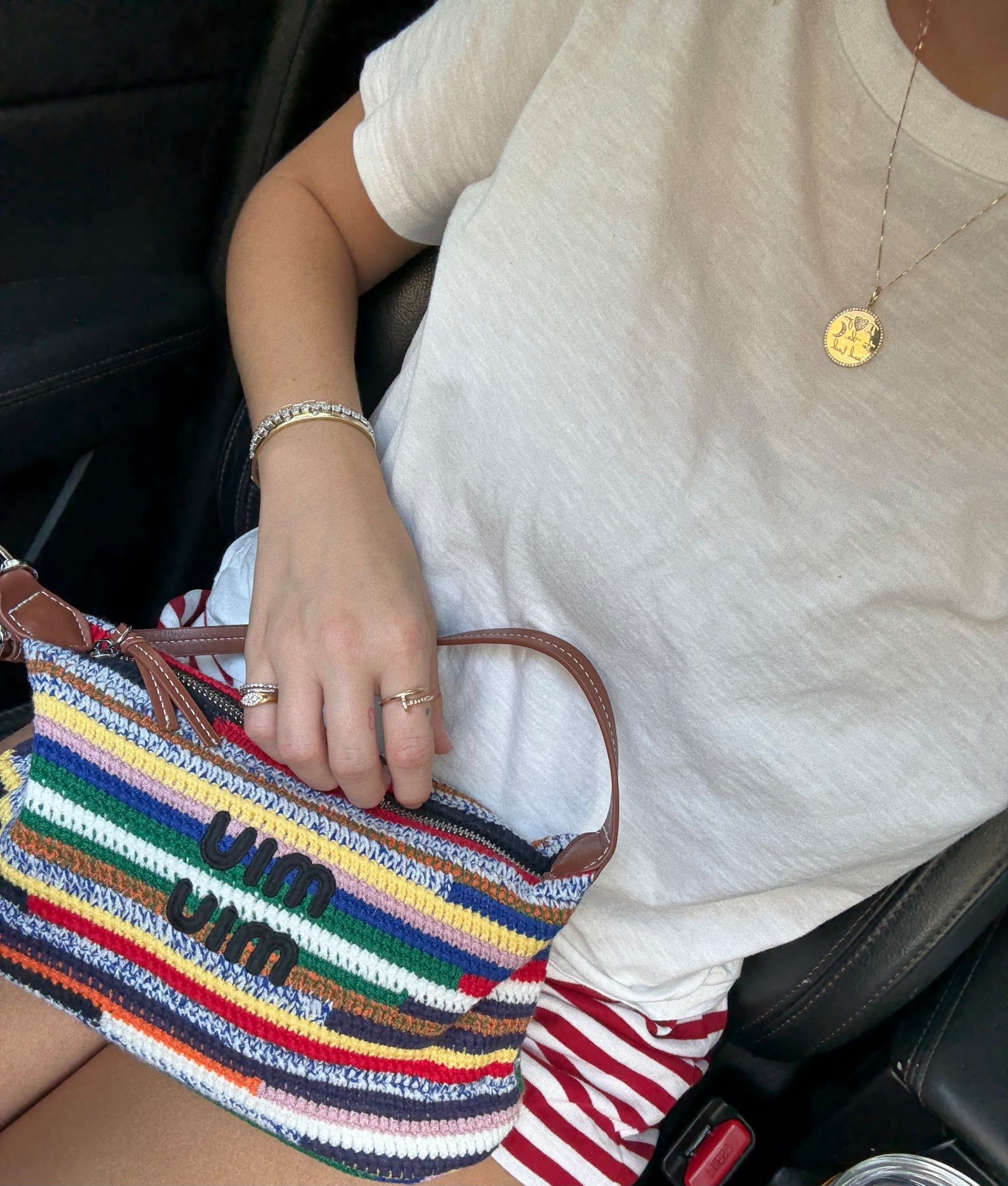 I get compliments ALL the time on this bag no joke! It is the best. 


dhgate
look for less
dhgate bag
miu miu
miu miu bag
miu miu crochet pouch

#LTKStyleTip #LTKItBag #LTKFindsUnder100
