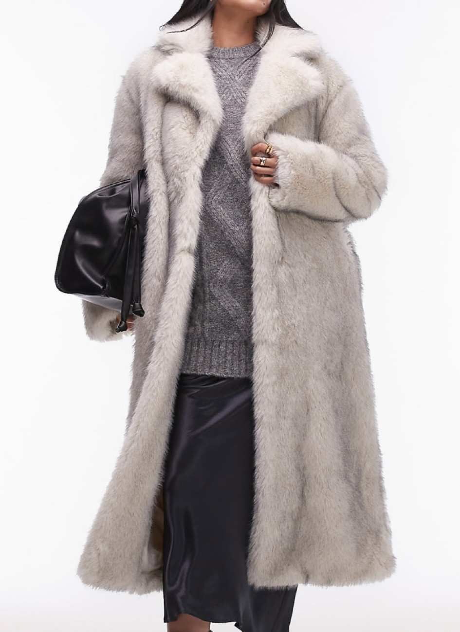 Long Faux Fur Coat tipped in white 

#LTKautumn #LTKluxury
