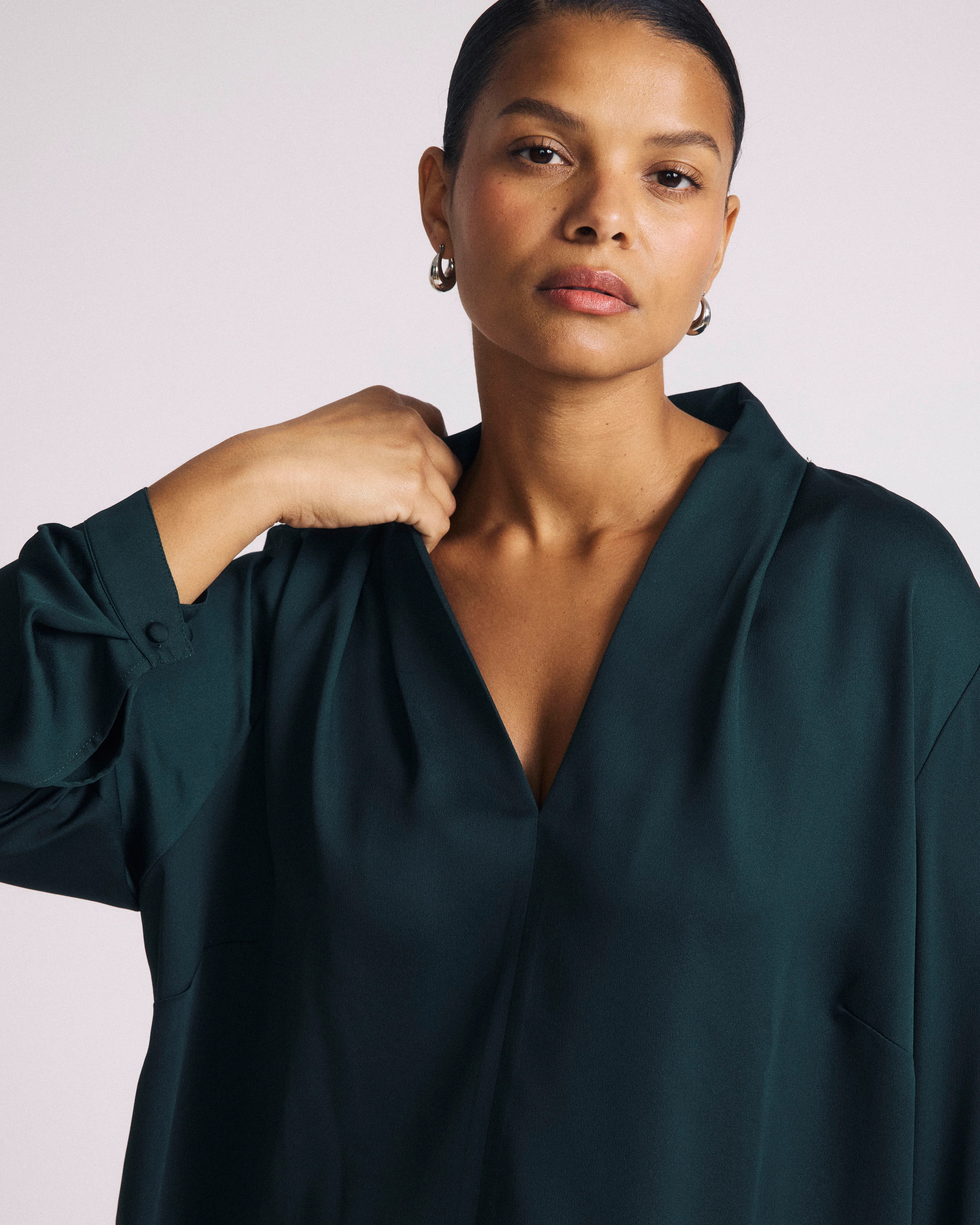 Beatrice Soft Satin Long Sleeve Top - Forest Green | Universal Standard
