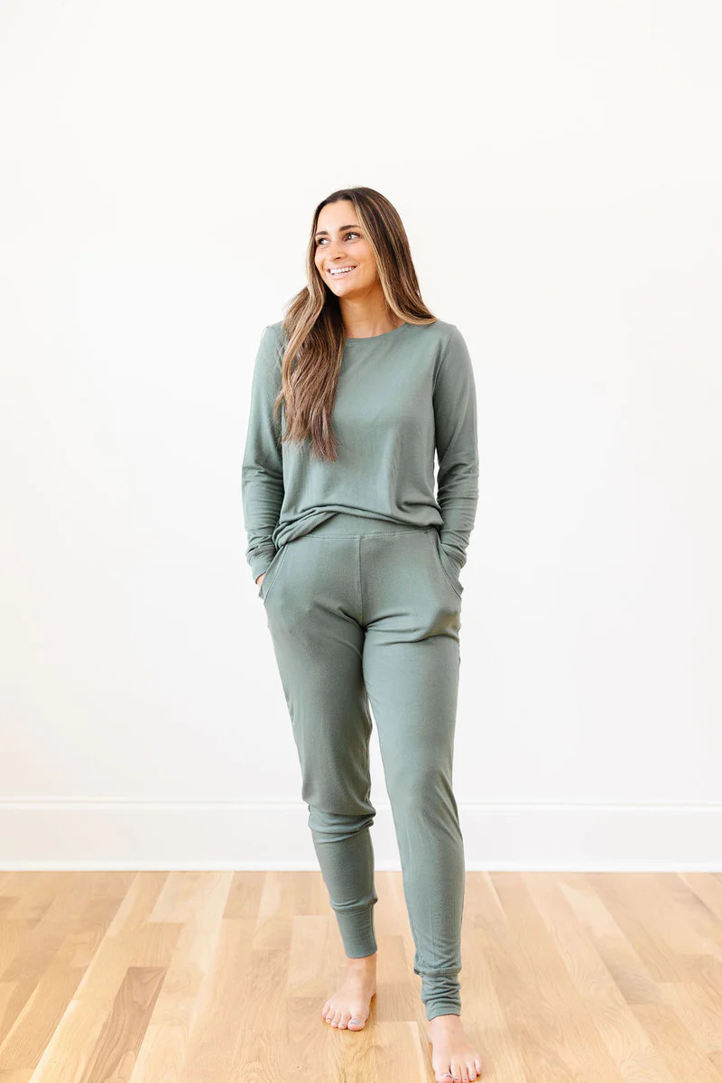 Long Sleeve Jogger Set in Basil | Plain Jane