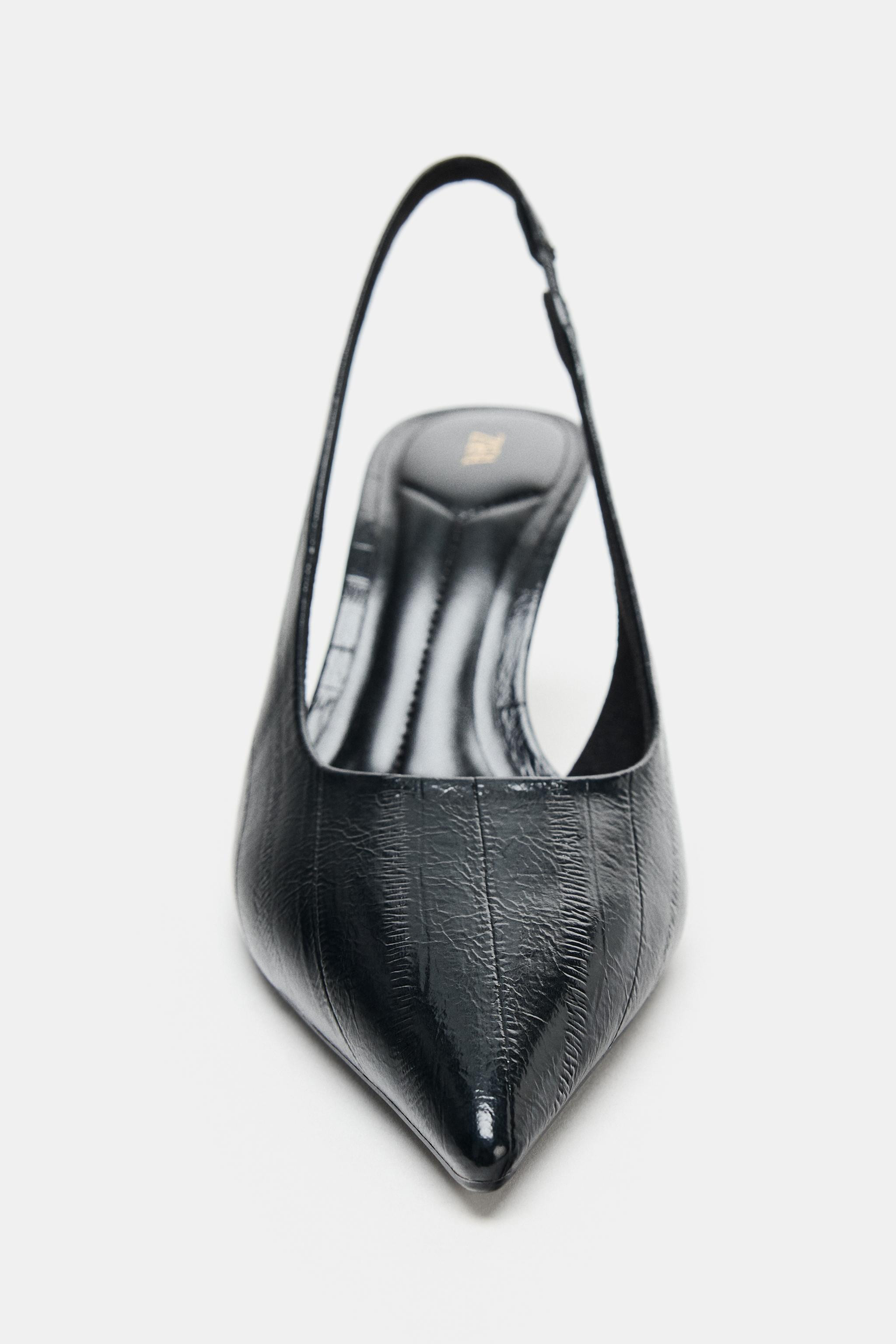 We use first-party and third-party cookies to understand how our online store is used and to be a... | Zara UK