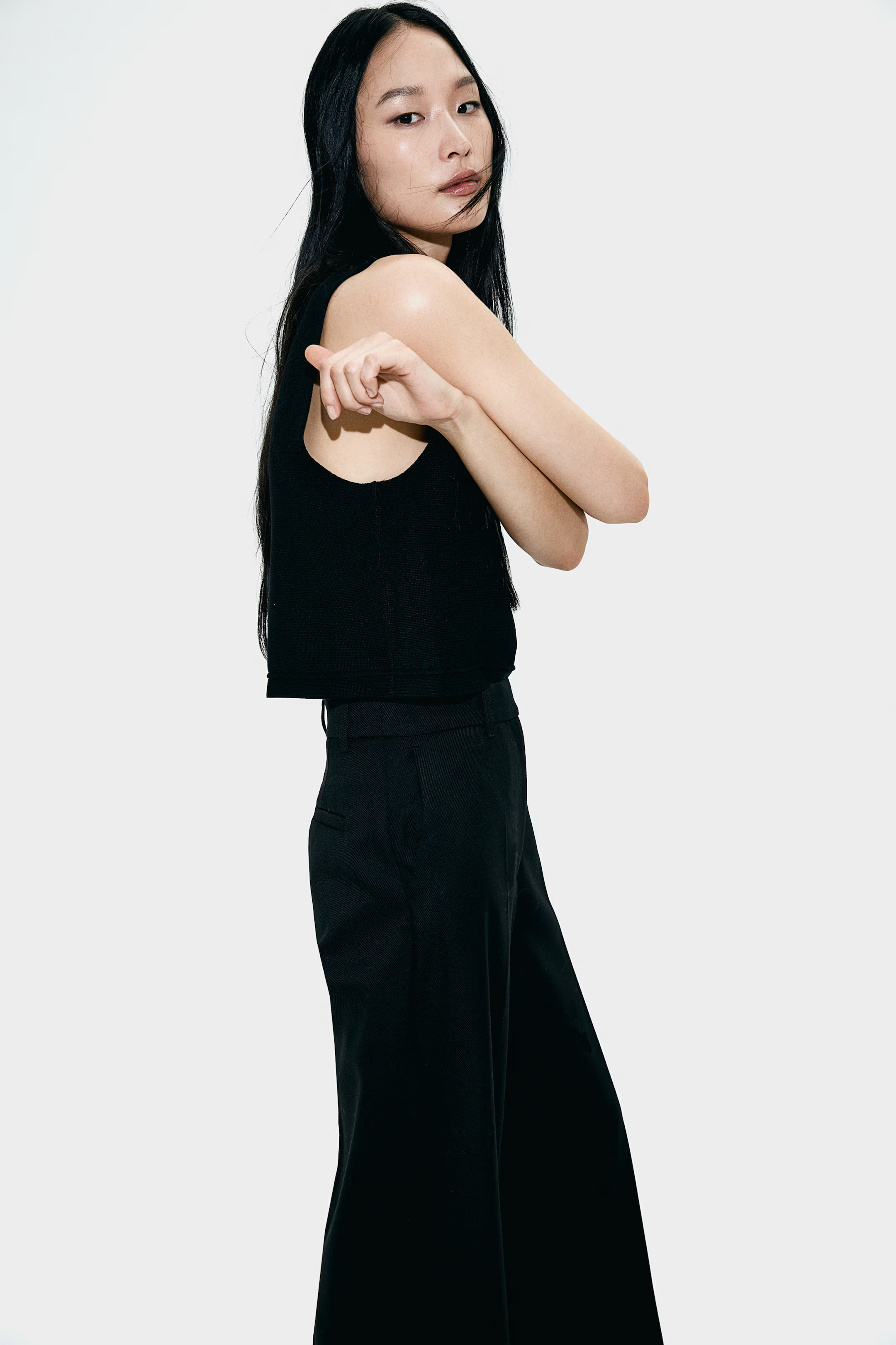 Bead-embellished vest top - Black - Ladies | H&M GB | H&M (UK, MY, IN, SG, PH, TW, HK)