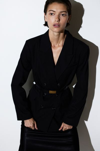 Double-breasted blazer | H&M (UK, MY, IN, SG, PH, TW, HK)