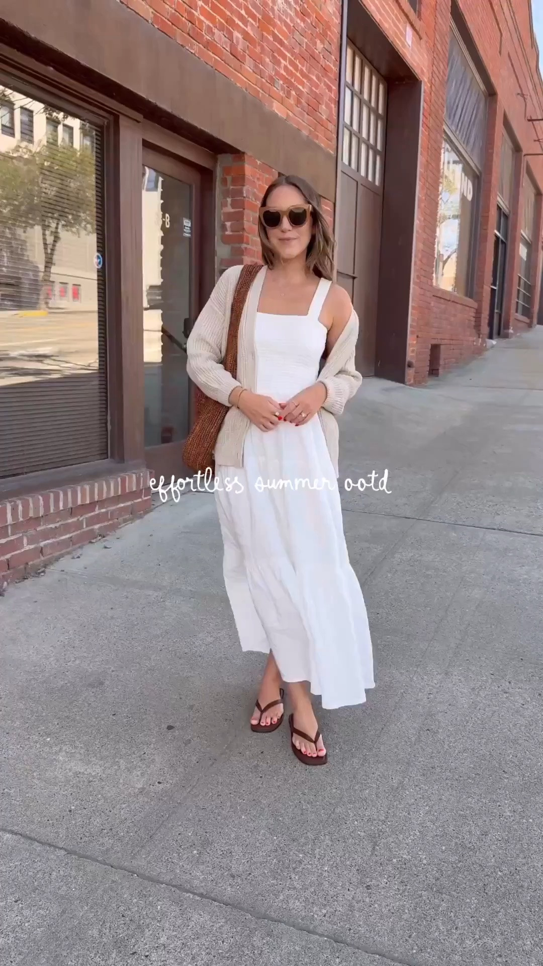 I’ve worn this same combo for the past 3 summers and it still hits every time🤭 so cute for the classroom too!

Summer style, outfit inspo, closet basics, what to wear

#LTKdayinmylife #LTKSeasonal #LTKTravel