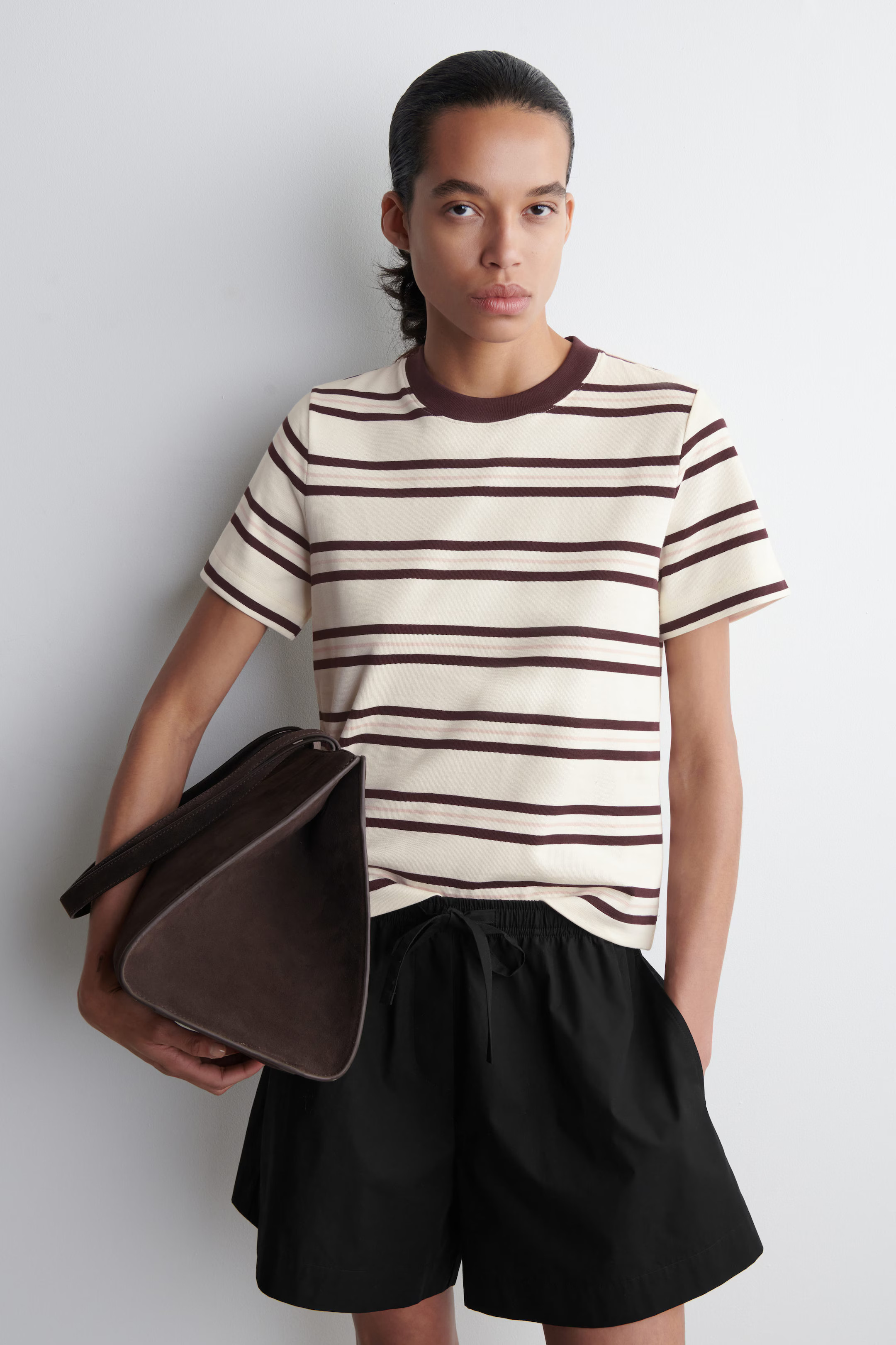 CLEAN CUT REGULAR T-SHIRT - WHITE / BURGUNDY / STRIPED | COS US | COS (US)