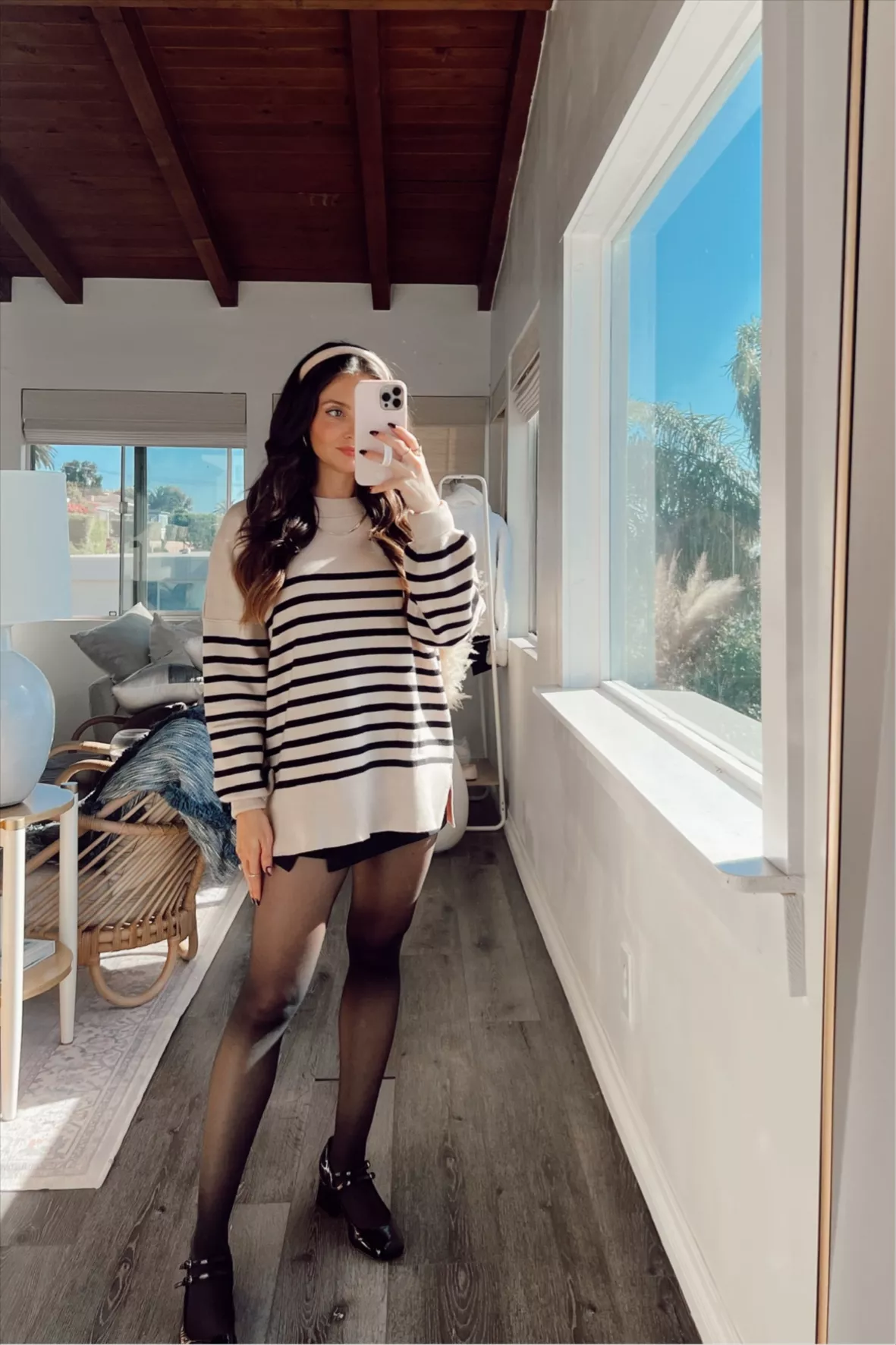 Stylish Shorts and Tights Outfit Ideas