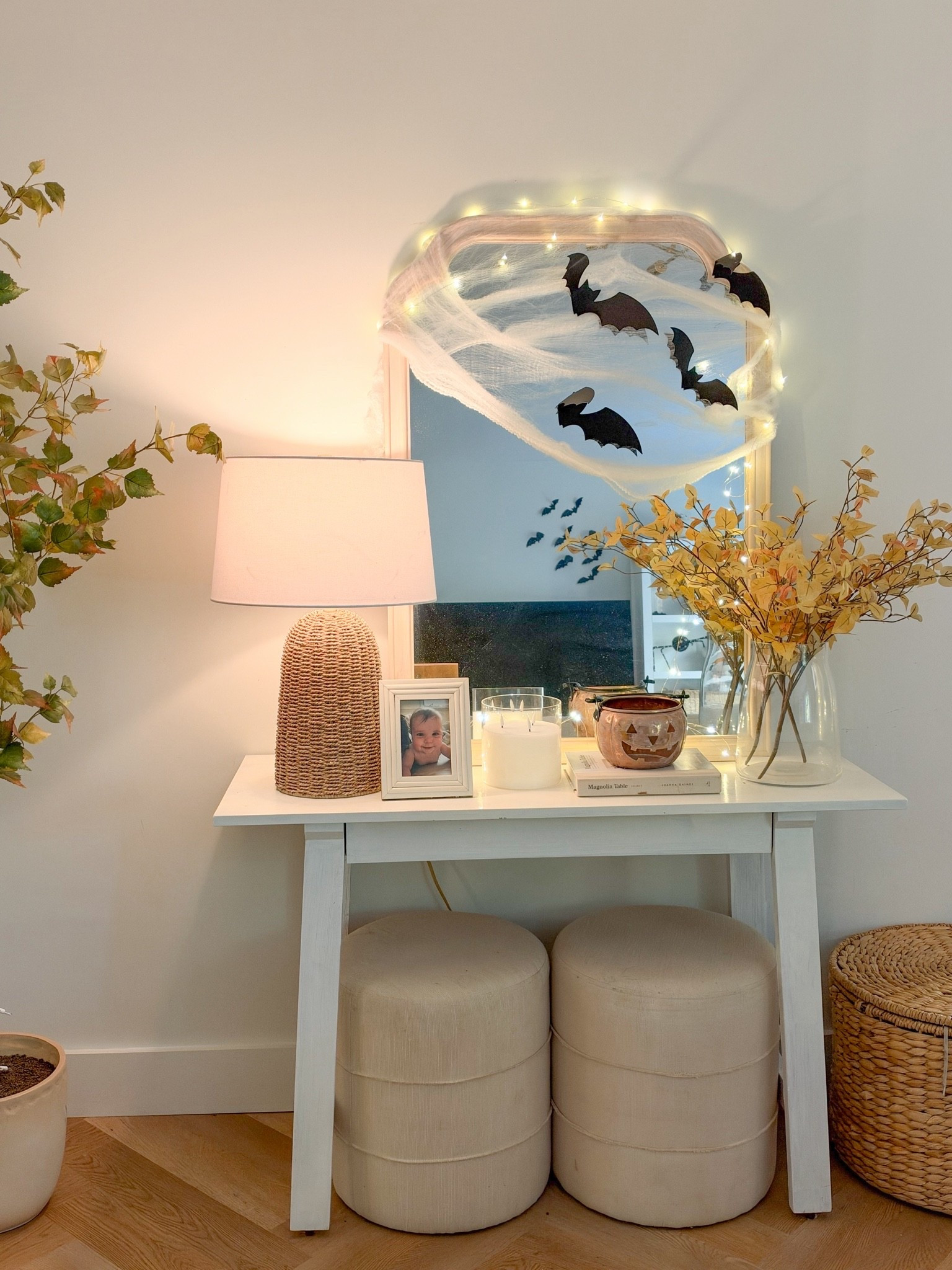 Cute and cozy Halloween console table styling ☺️🍂🦇
