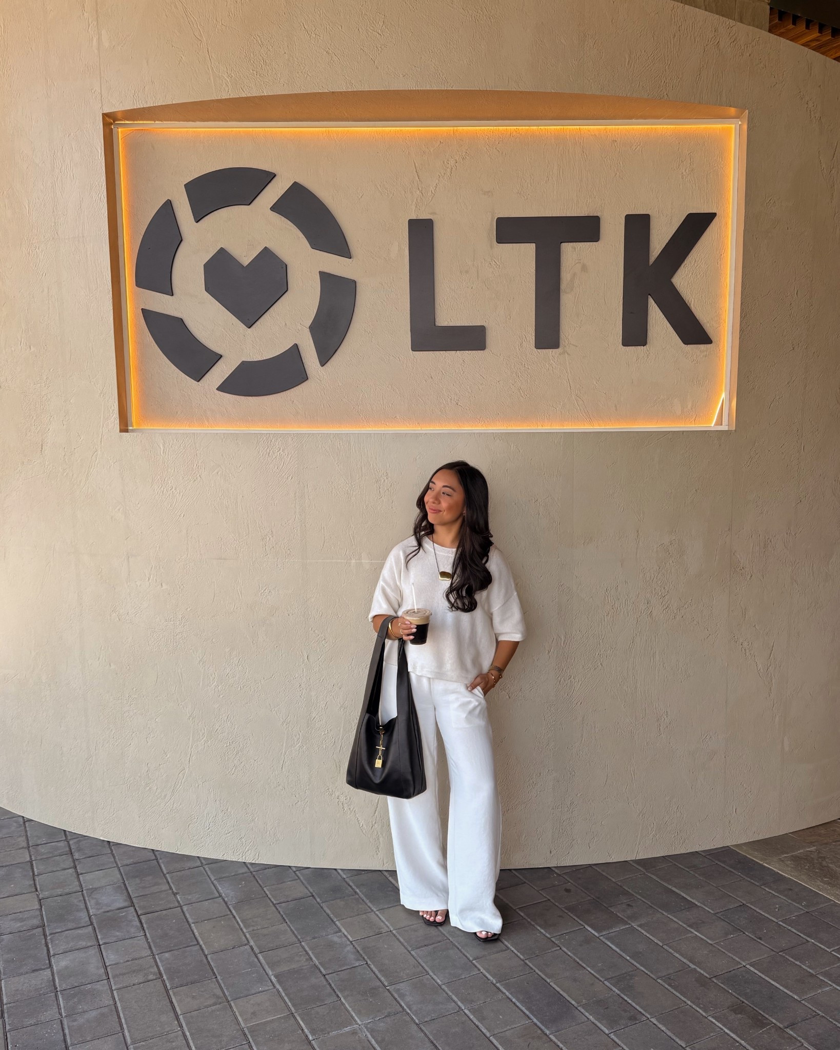 LTKCon Day 3 🤍✨🤭

#LTKStyleTip #LTKCon #LTKPetite