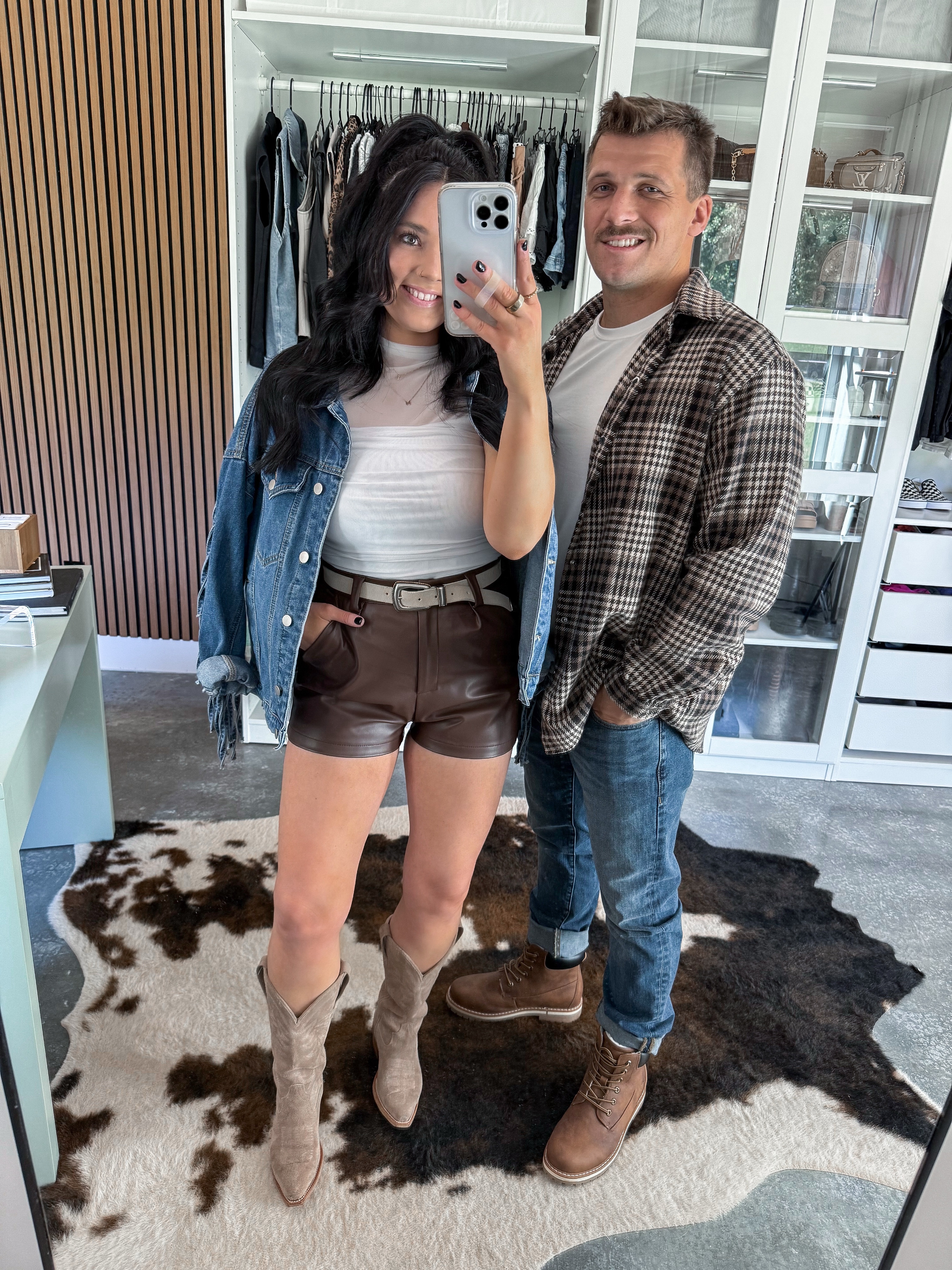 Couples Fall Outfit 🤎

Me:
Bodysuit - small
Denim Jacket - sized up one to a medium
Shorts - small
Belt - small

Love this casual (but elevated) couples look for date night! Love how the brown tones work perfectly for fall. 🍁

 

 #LTKFindsUnder50 #LTKFindsUnder100 #LTKMens